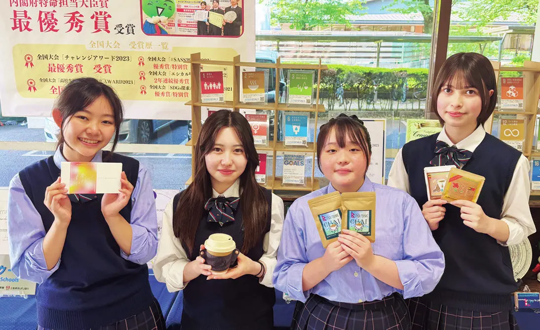 自分たちで開発したオリジナル商品を販売中