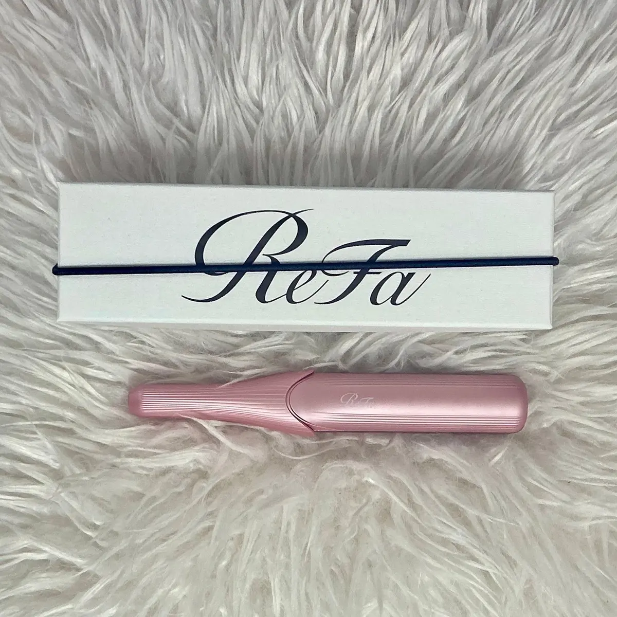 竹下優名『リファ』のヘアアイロン