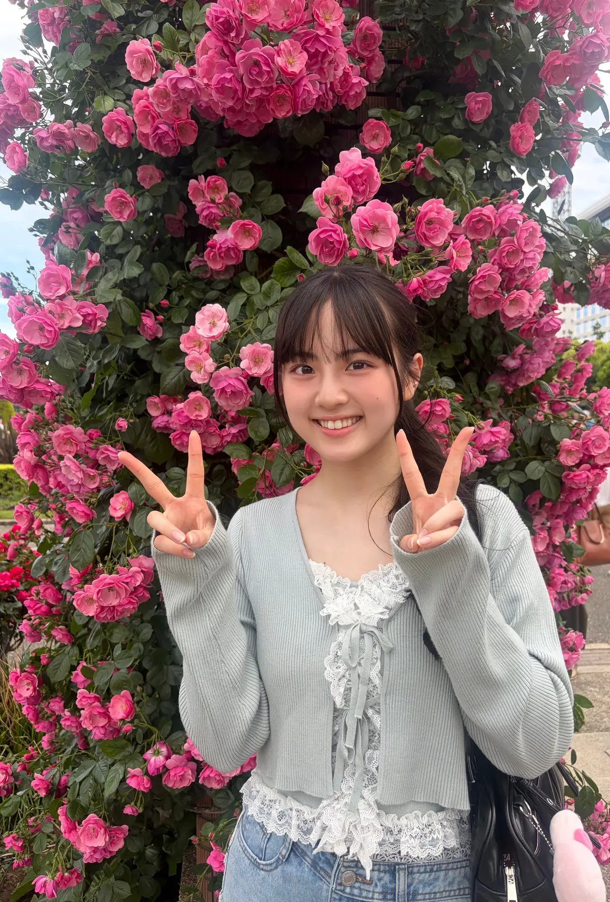 竹下　ブログ　公園のお花の前の画像