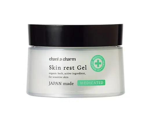 薬用スキンレストジェル（医薬部外品）45㎖ ￥3850（3/13発売）／チャントアチャーム 