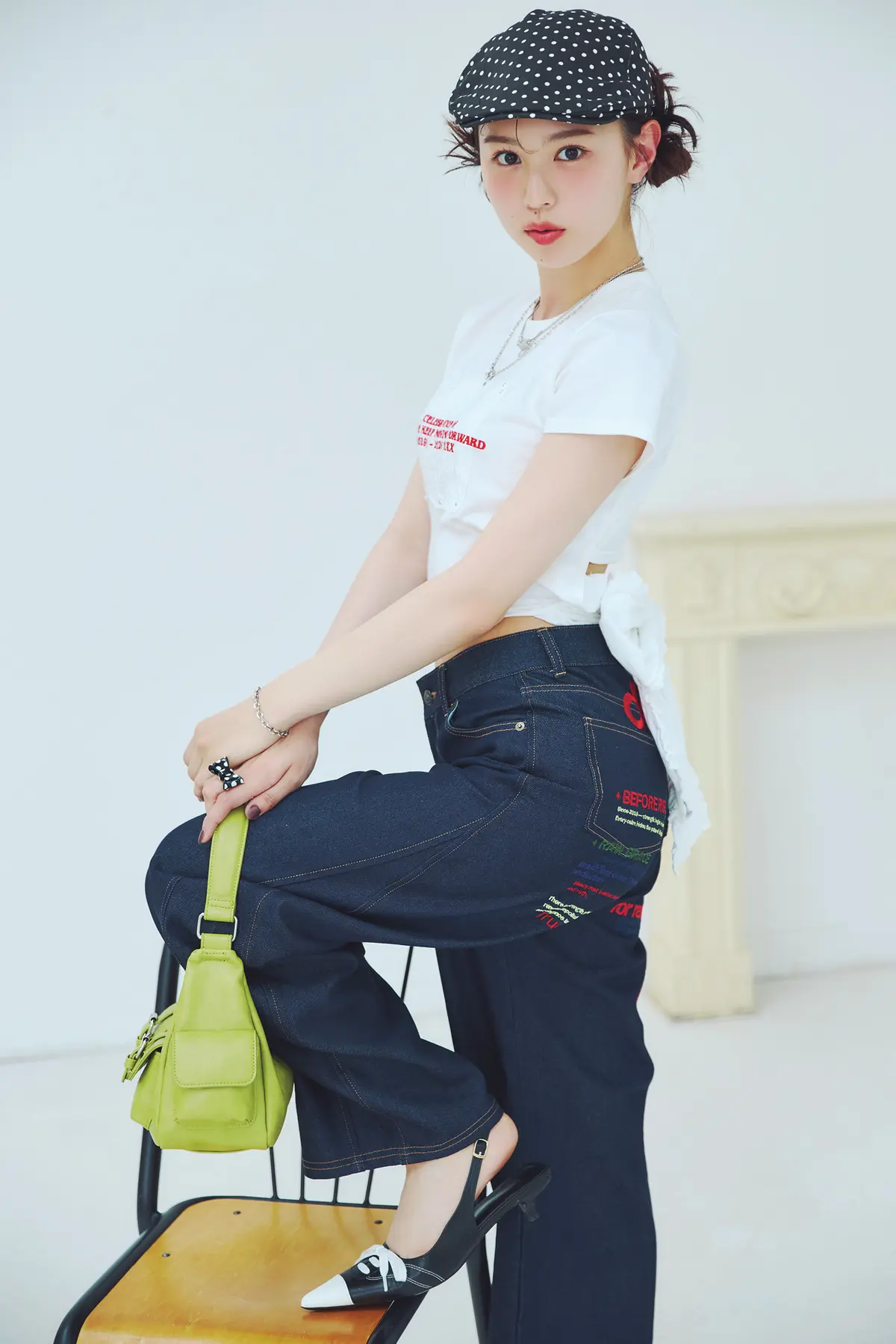 森﨑美月の私服Tシャツ