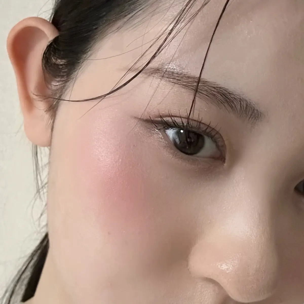 チークは濃くしたくなるものなのです...の画像_3