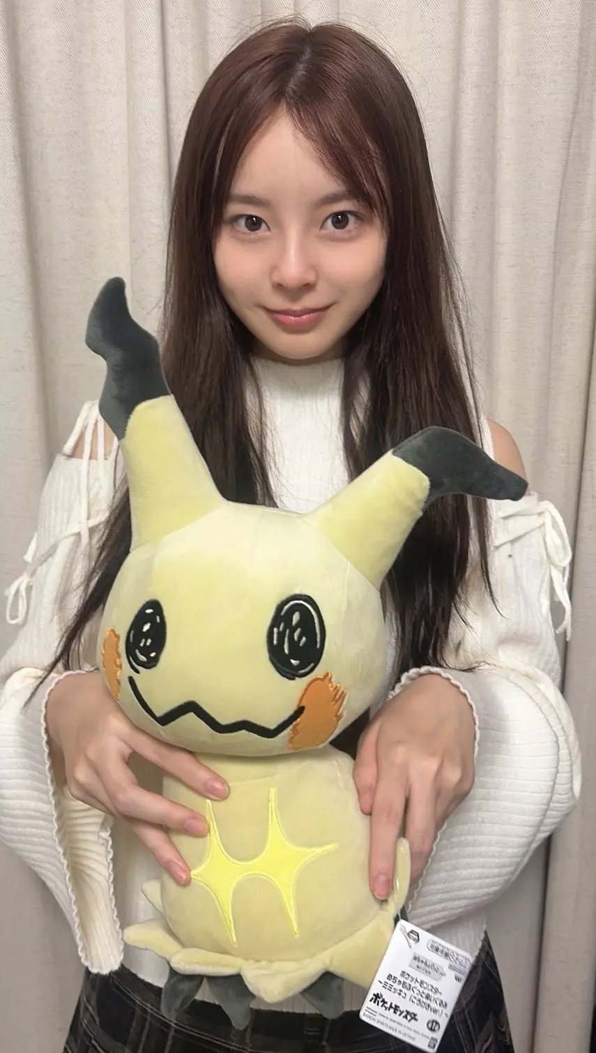 小國舞羽 “ポケモン”のミミッキュのぬいぐるみ