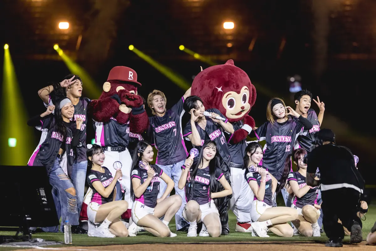 中島健人　台北ドーム写真