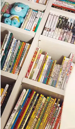 大好きな絵本が本棚にギッシリ！