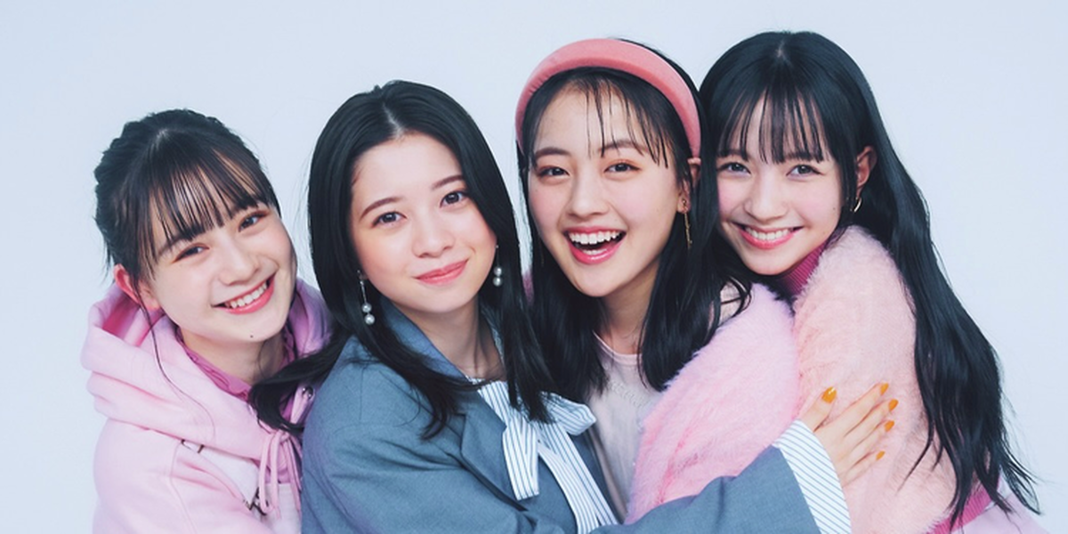 ひより 卒業記念！ ひよりが後輩モデル3人と絡んでみた♡ | Seventeen-Web