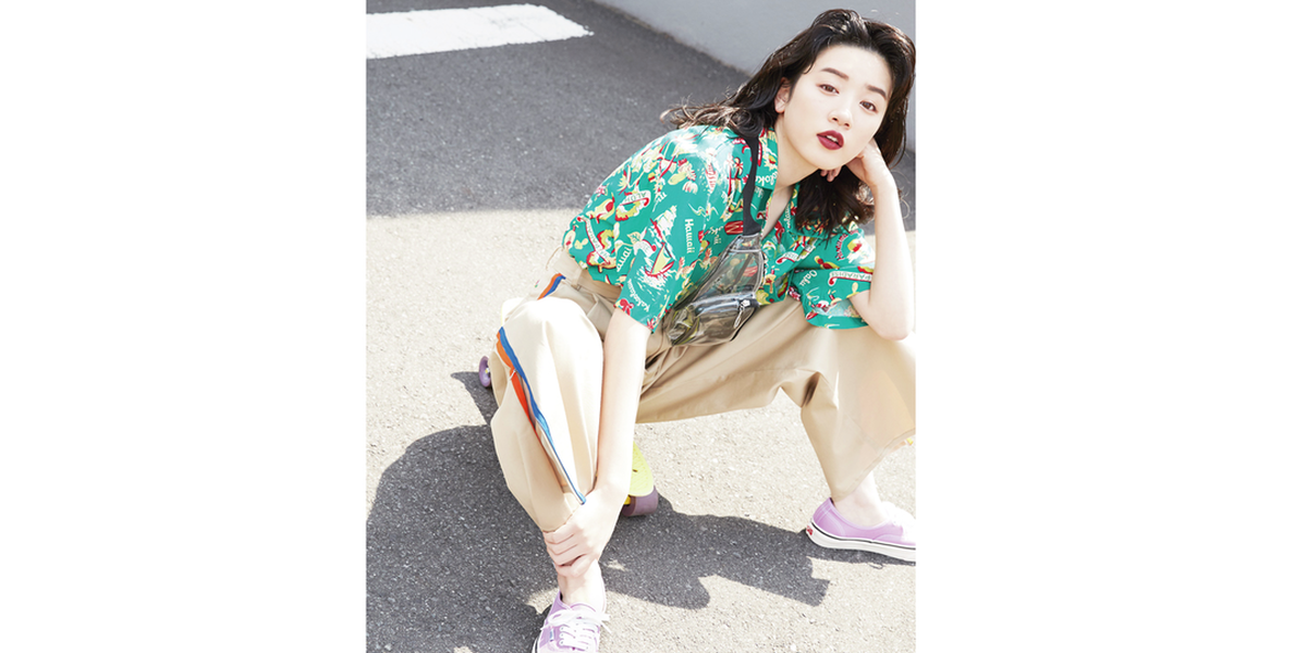 永野芽郁ちゃん風　adidas オウム柄ジッブアップジャケット 永野芽郁ちゃん風 adidas オウム柄ジッブアップジャケット