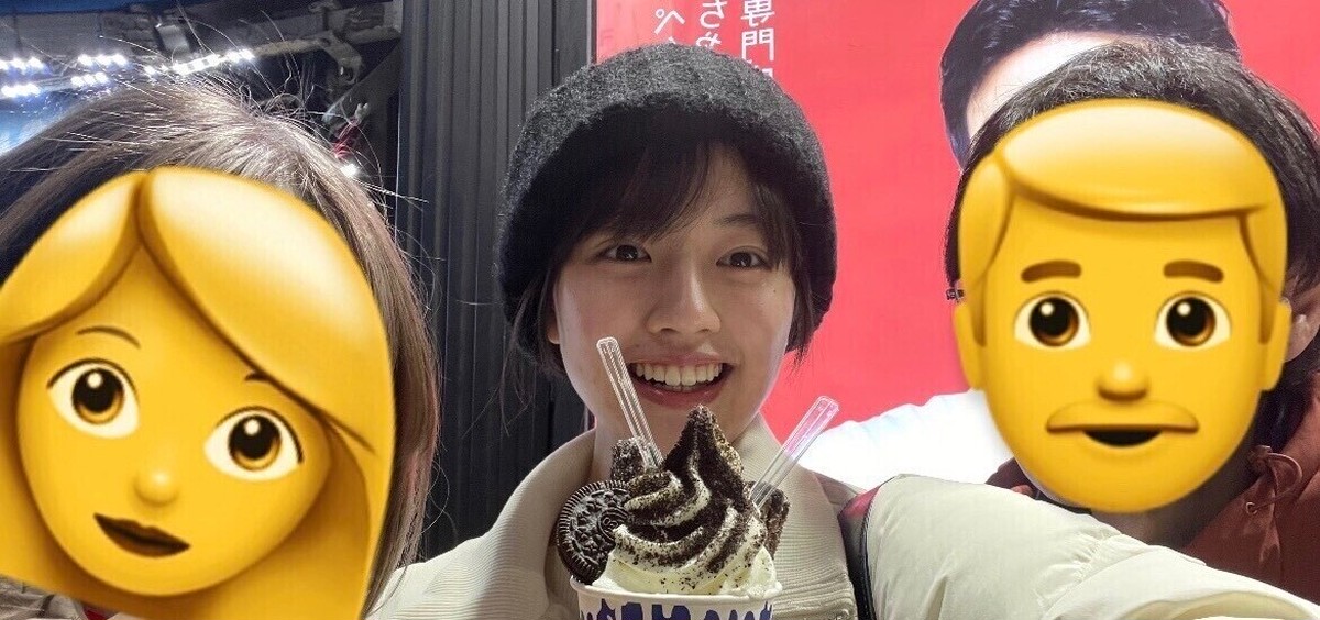美月　上坂樹里　サイン色紙 Gt4V7tKaQAAIMda.jpg