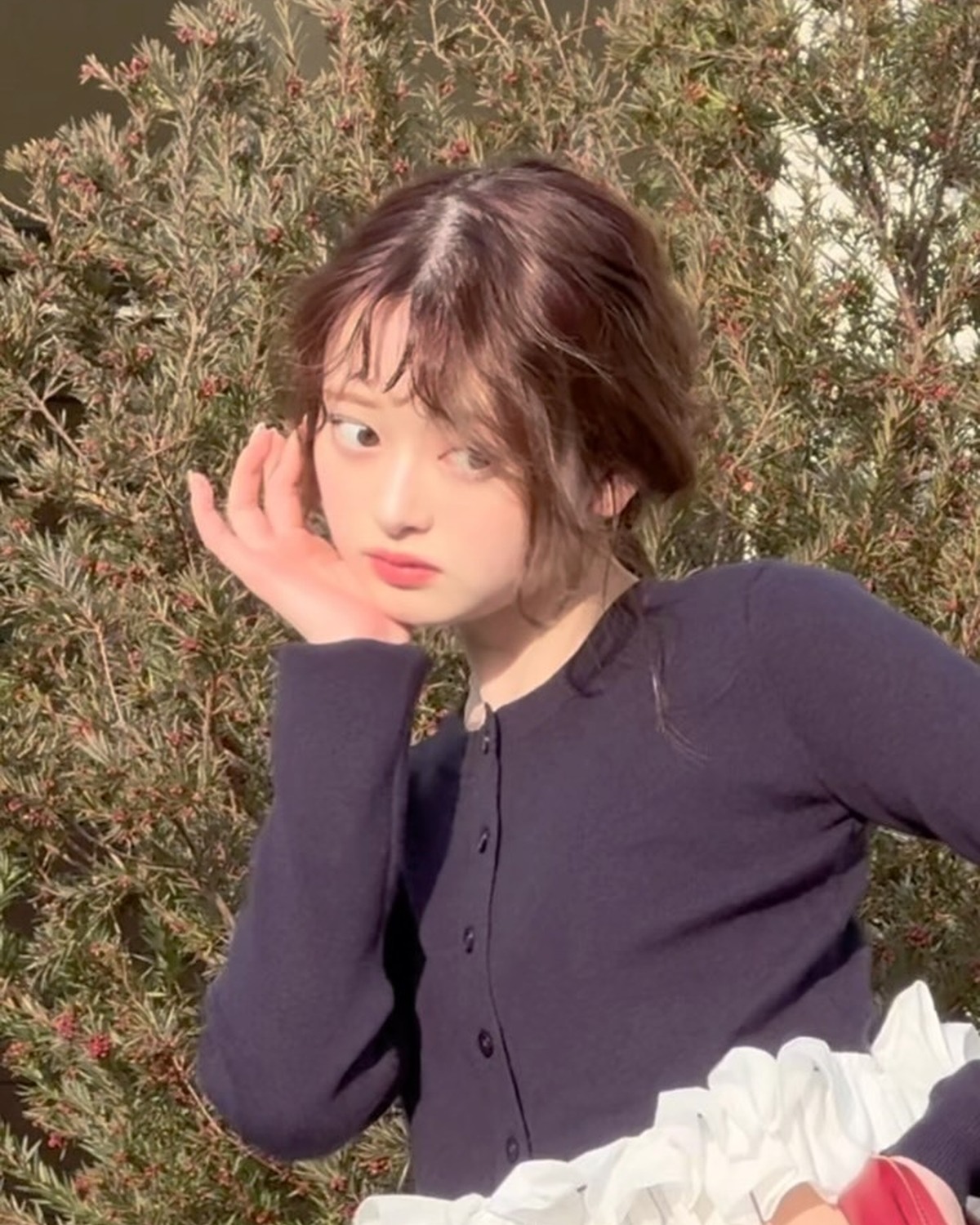 みんなだいすきゆなな👸🏻🤍デニムでスタイルアップ＆お姉さんな印象✨こういうコーデもめっちゃ似合ってるよね🥰⊹₊⟡⋆˚⊹—————————⊹₊⟡⋆˚⊹STモデルのオフショットがもっとみたいコは@seve
