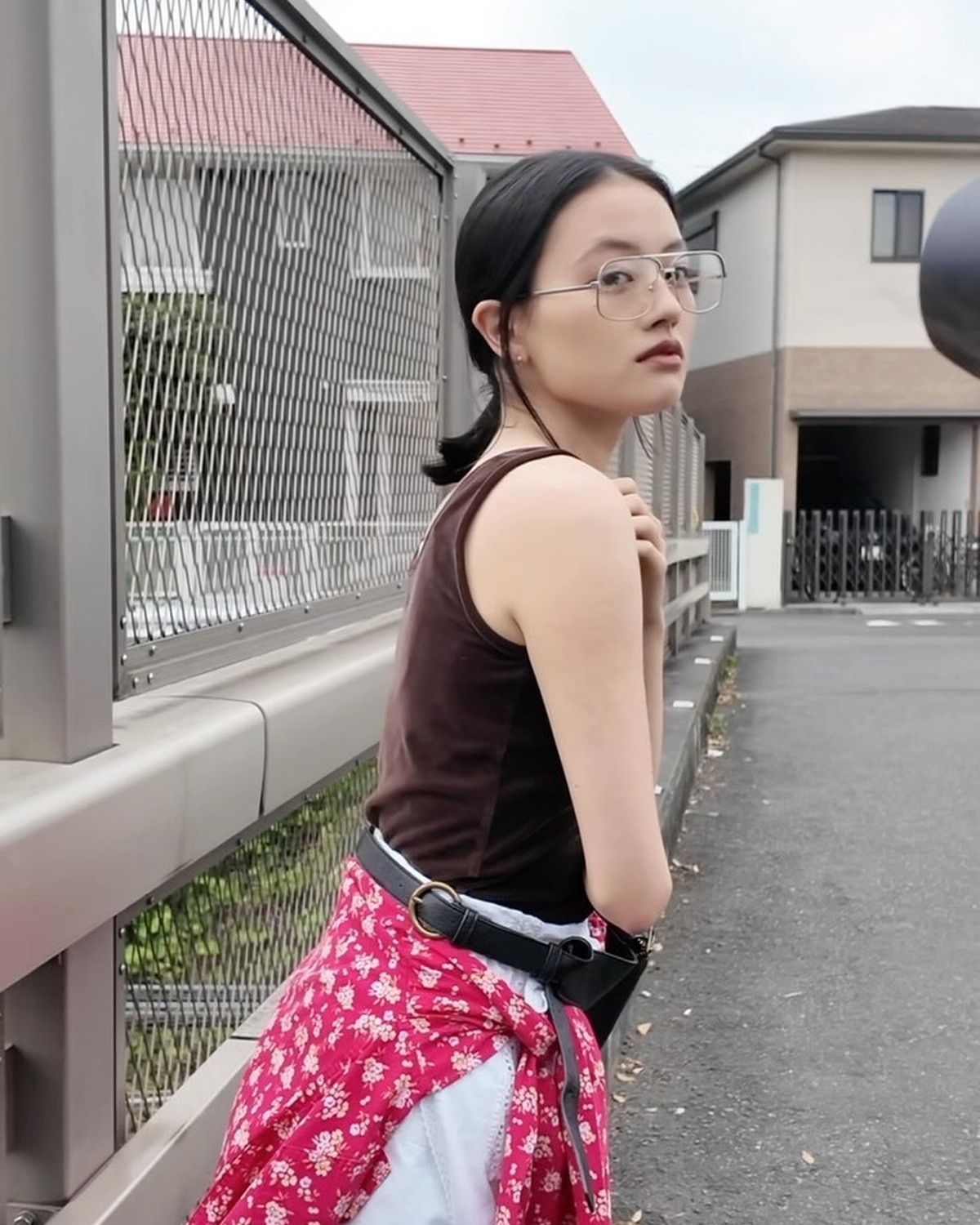 じゅったん×古着が素敵すぎる🤓🍃レトロっぽワンピのレディーなコーデと、デニムとウエスタンブーツのおしゃれコーデ、どっちのじゅったんが好き？🤎⊹₊⟡⋆˚⊹—————————⊹₊⟡⋆˚⊹Seventeen