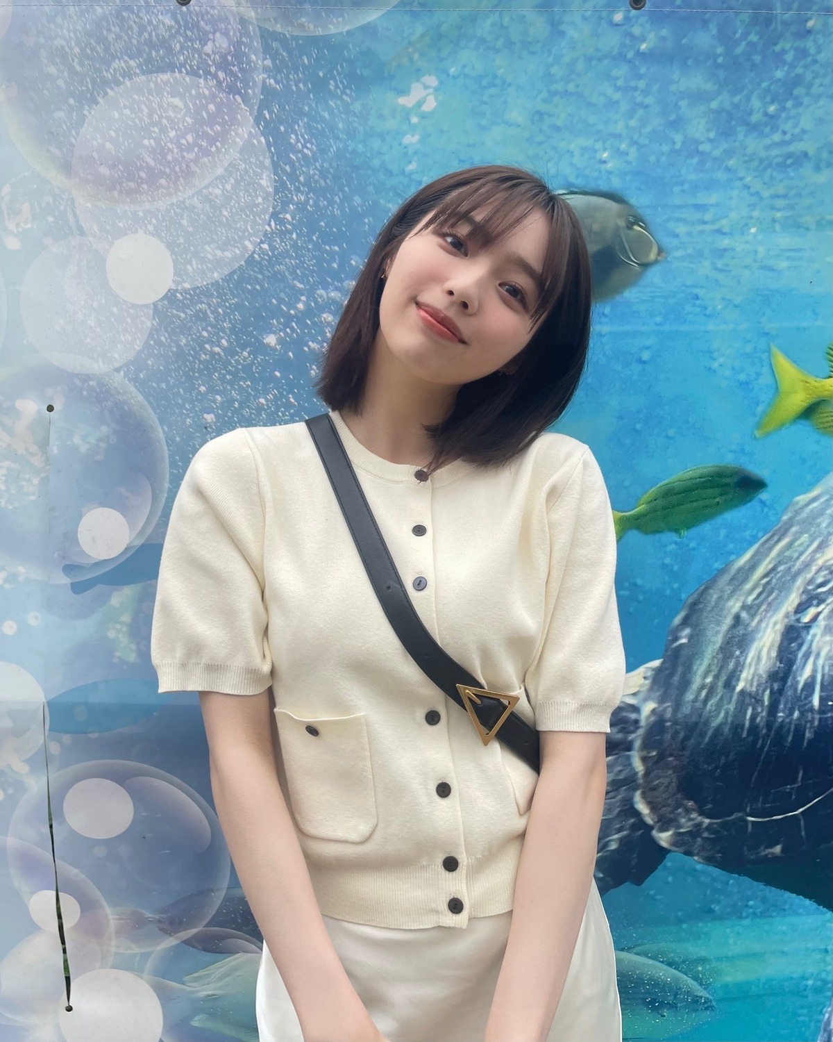 🐬姉㋲の夏のお出かけコーデをチェック🐠〜水族館コーデ編〜MODEL➡︎ SHIORI AKITAツヤツヤのサテンスカートが水族館にピッタリじゃない？✨マーメイドっぽい形なのも🧜カーディガンタイプの半袖