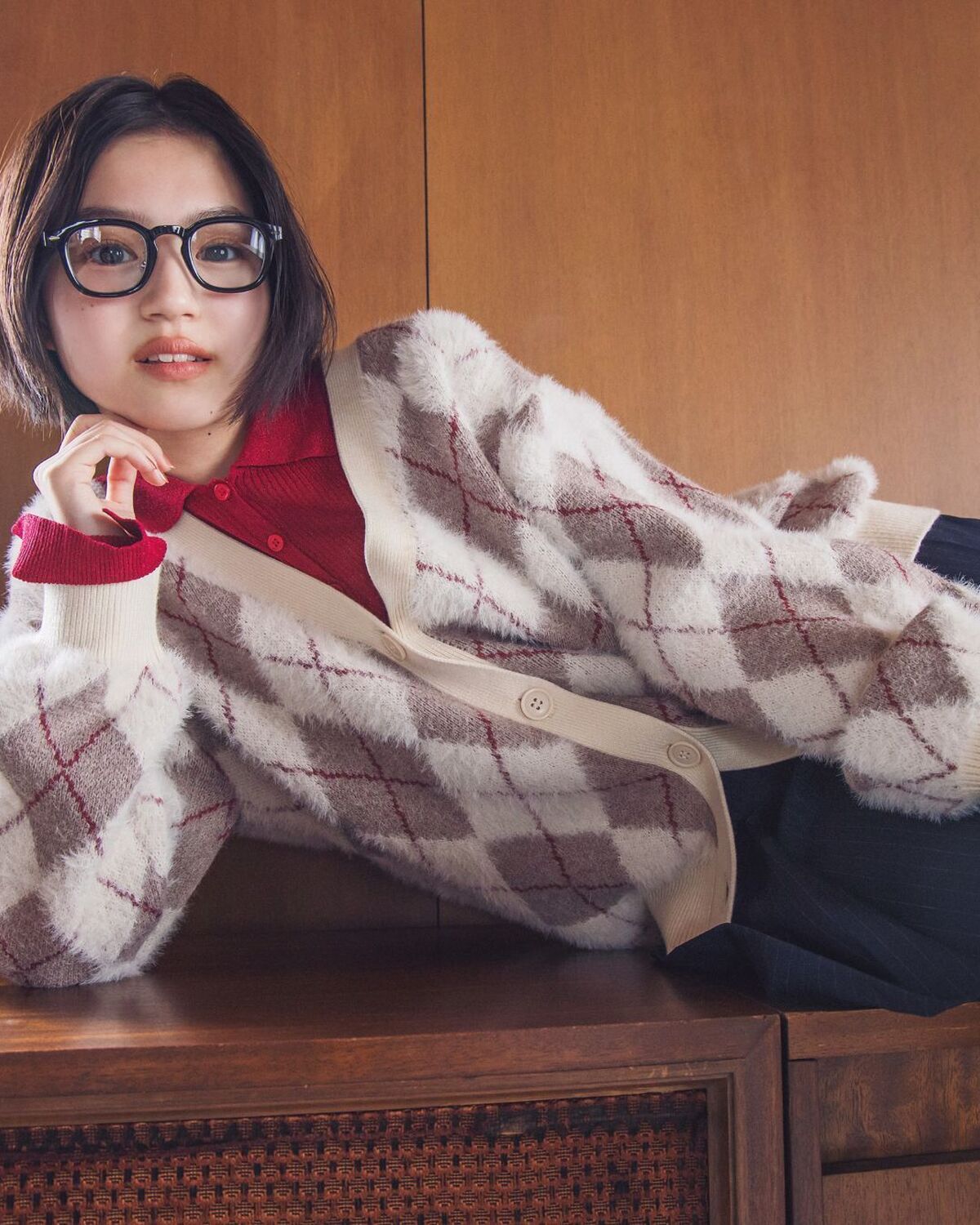 佐々木満音はシックな秋色トーンできれいめカジュアルを欲張る！【妹モの大人化コーデ計画】