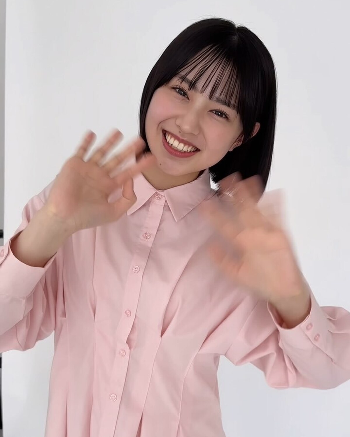 いつもごきげんなもんちゃん💓みんなにもハッピーウイルス伝染しちゃえ〜〜😝🪄🎶#Seventeen #セブンティーン #ST #雑誌 #ファッション雑誌 #森﨑美月 #もんちゃん #jk #ボブ #可愛