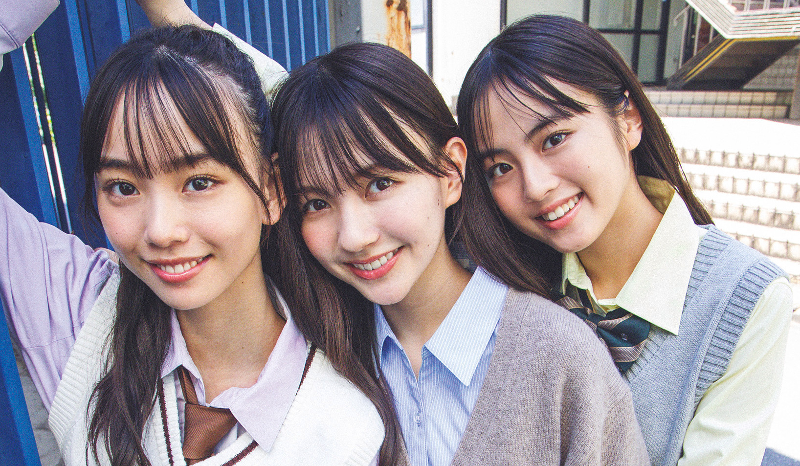 スカートバランス、カラーシャツ…最高可愛い制服コーデをナビ【盛れる制服着こなしアイディア】