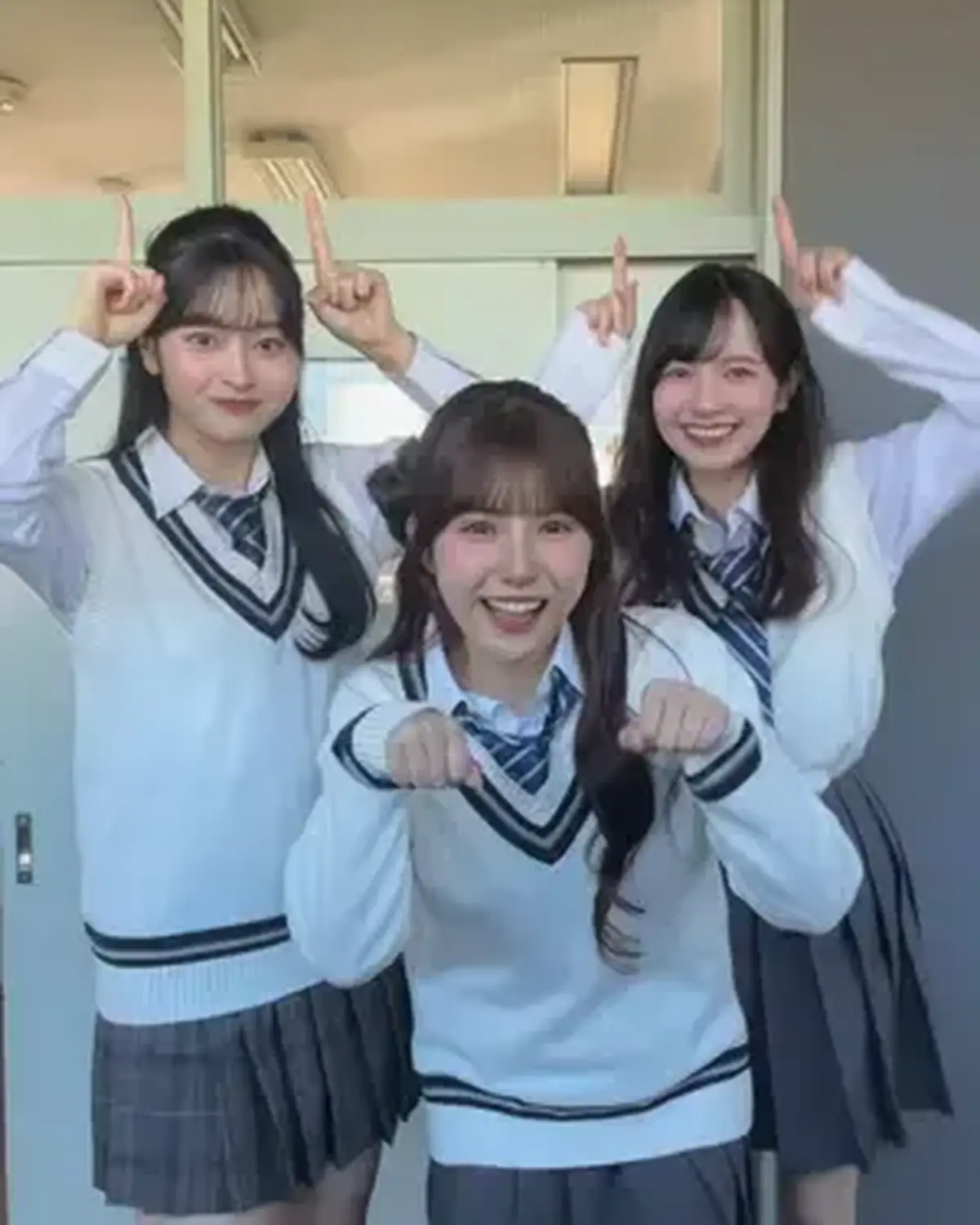 今さらこの音源やってみた🥹🤫 左からめりい♡かいら♡ここあ 👼🏻🪽 #高校生 #放課後 #jk #おすすめ#ljk @河村ここあ