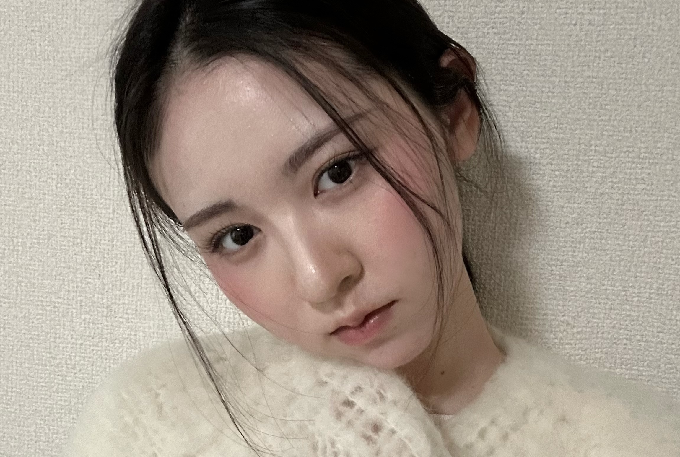 チークは濃くしたくなるものなのです...🥸