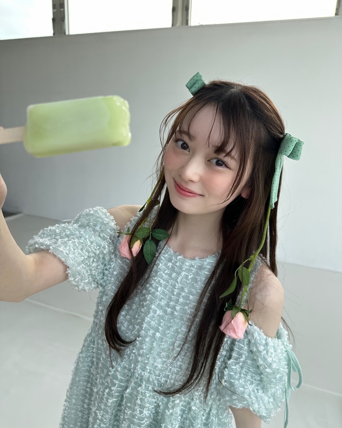 メロンなシャーベットメイクのゆなな👸🏻🍈🧊何枚目が好き〜？💚🤍#Seventeen #セブンティーン #ST夏号 #雑誌 #ファッション雑誌 #Seventeen夏号 #メイク #オフショット #高校