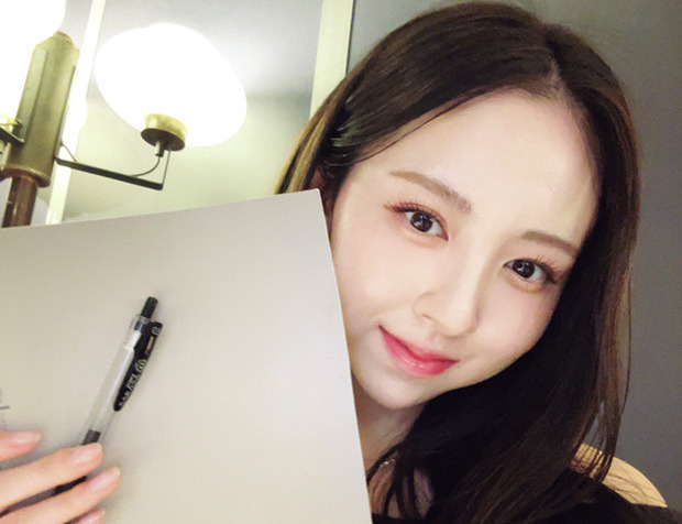 【入江美沙希】アイデアなどをノートに書きだして整理しているよ♡