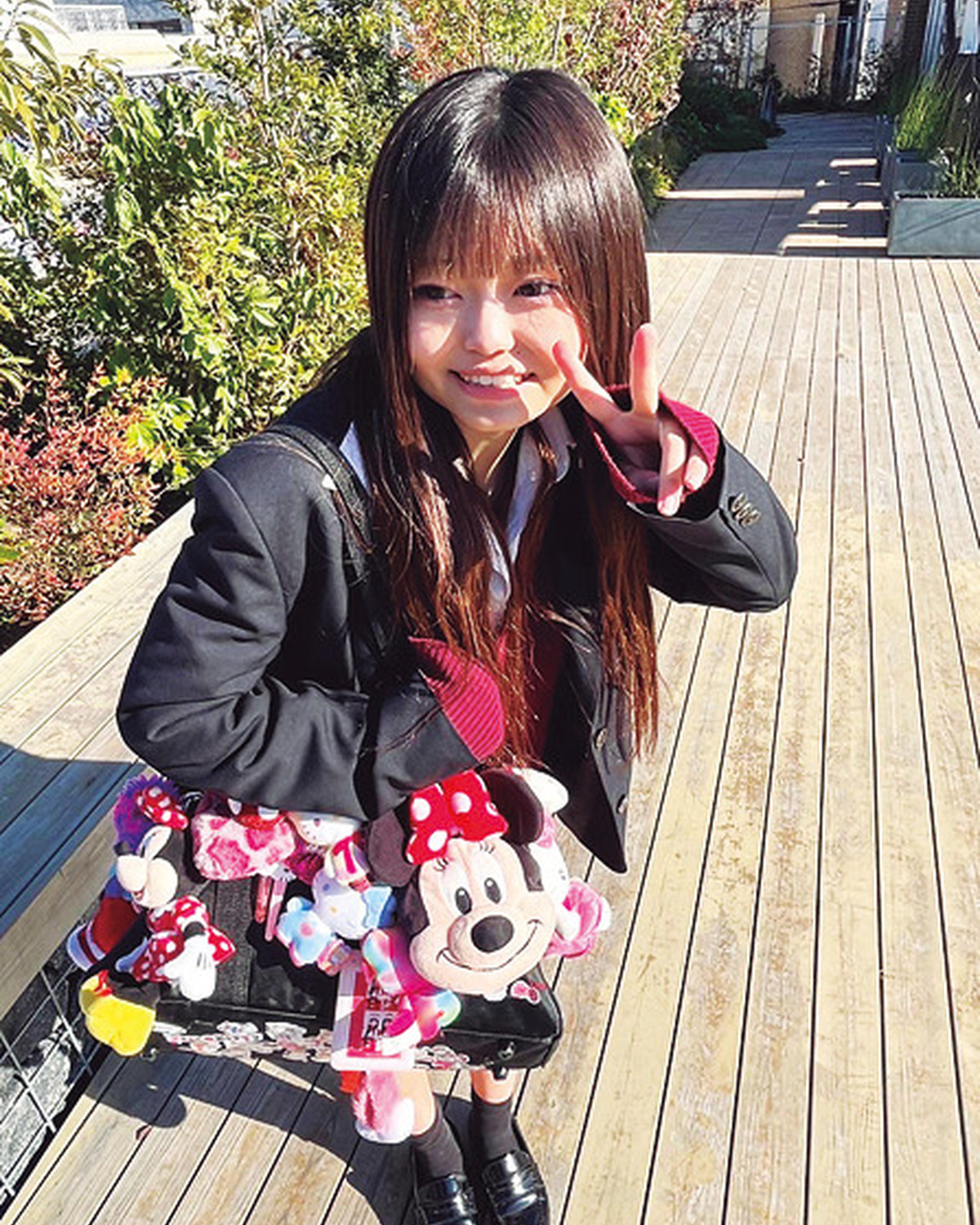 キティちゃんがいっぱい♡ST読者・そらちゃんの愛用アイテムは？【スクバの中身大調査】