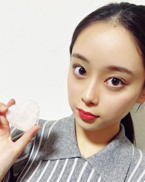 【佐藤不二子】かっさマッサージを続けているよ♡