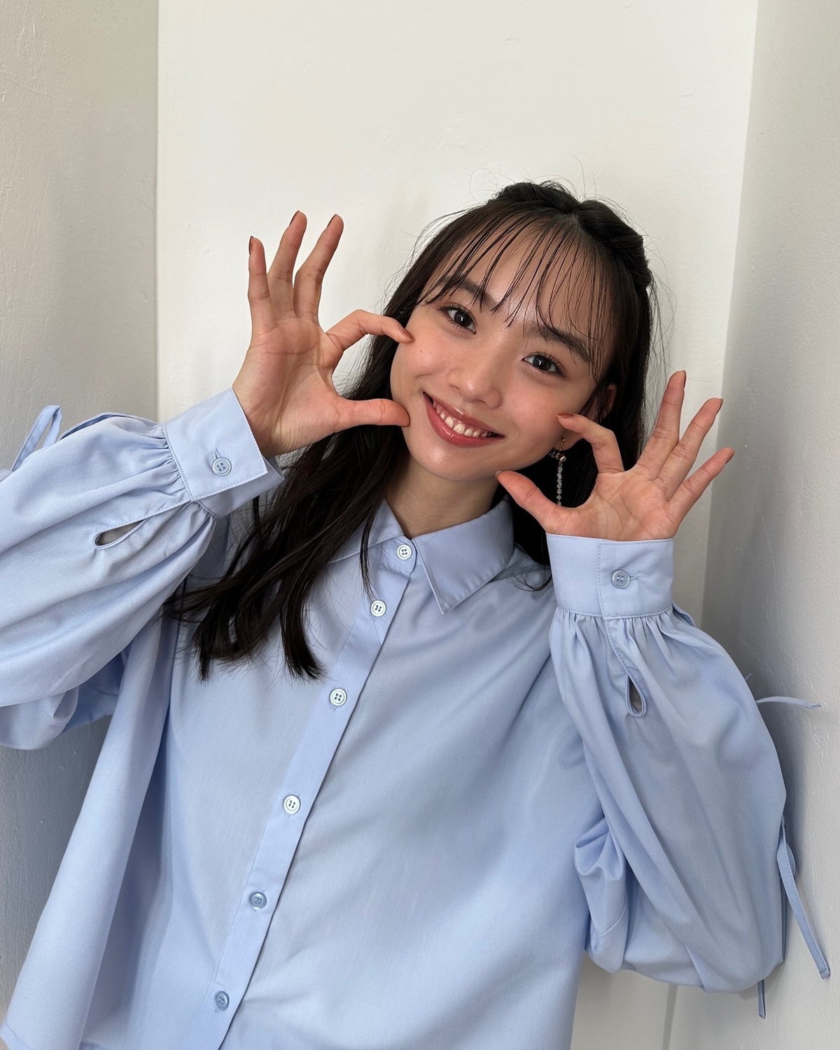 いろんなポーズのれいにゃん😻どのポーズ推し？🥺💗#Seventeen #セブンティーン #ST #stモデル #雑誌 #ファッション雑誌 #松本麗世 #ハートポーズ #笑顔 #れいちゃん #可愛い女の