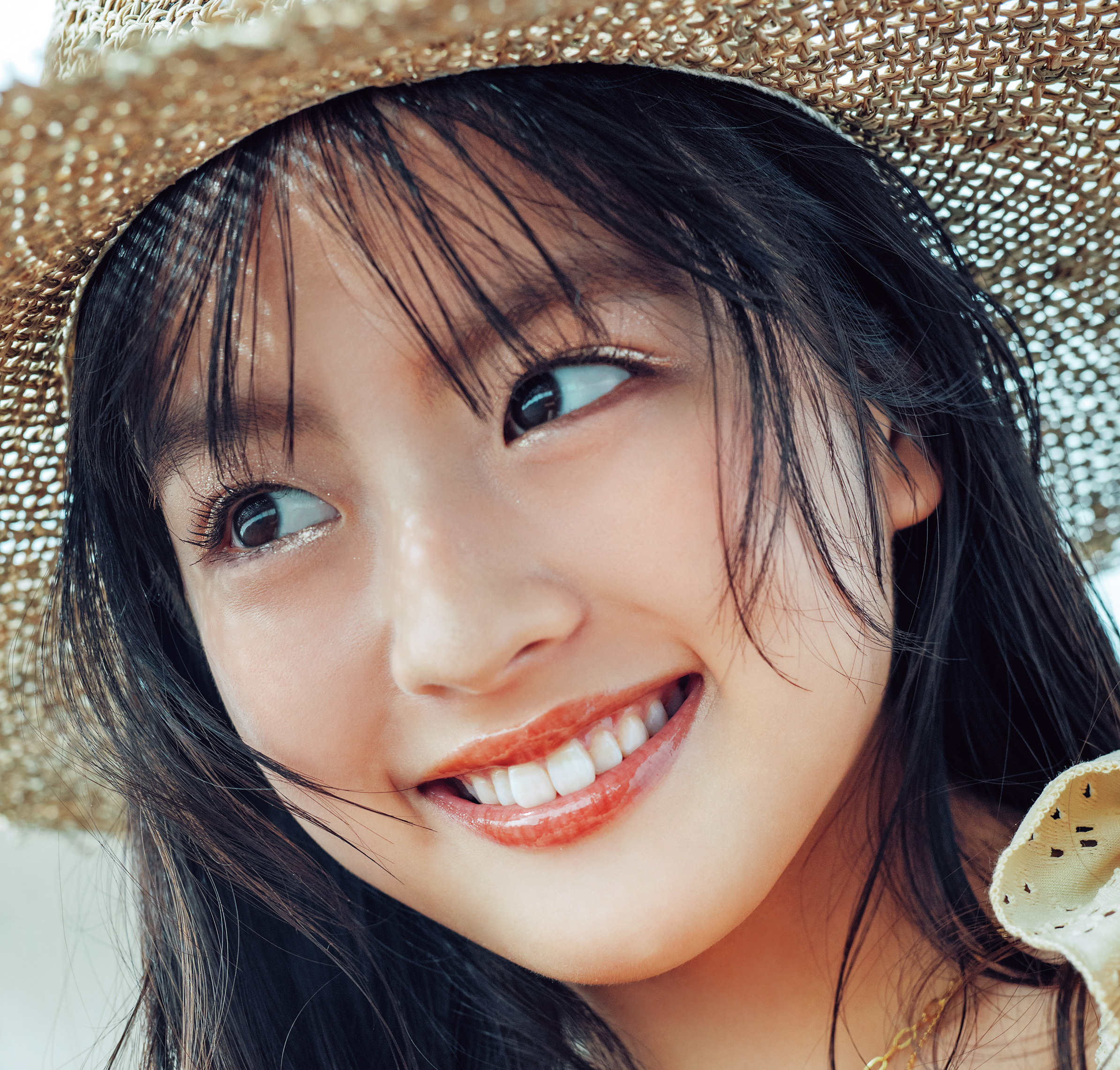 話題のコスメで本気のビジュ盛り！ちょいオトナめなベージュ〜ブラウンメイクHOW TO