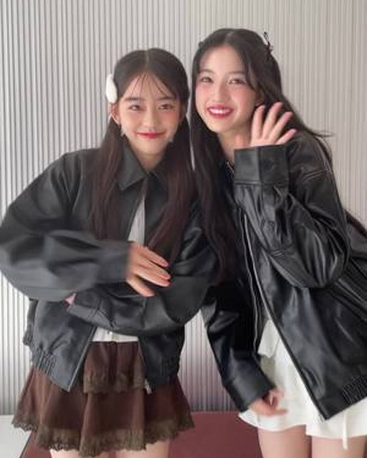 最年少♡中2コンビ👩🏻‍❤️‍👩🏻 新㋲2人で初撮りしてみた🎥🎶 おかみく＆すいちゃん🤍 打ち合わせなしで私服がリンクしてました🖤🎀 @川瀬 翠子 #岡本望来 #川瀬翠子 #中学生#ちやゆンティーンモ