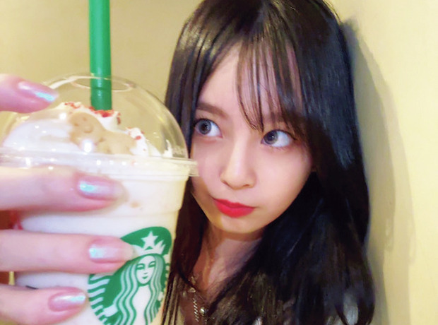 【小國舞羽】スタバの新作が出たら飲むのにハマってるよ♡