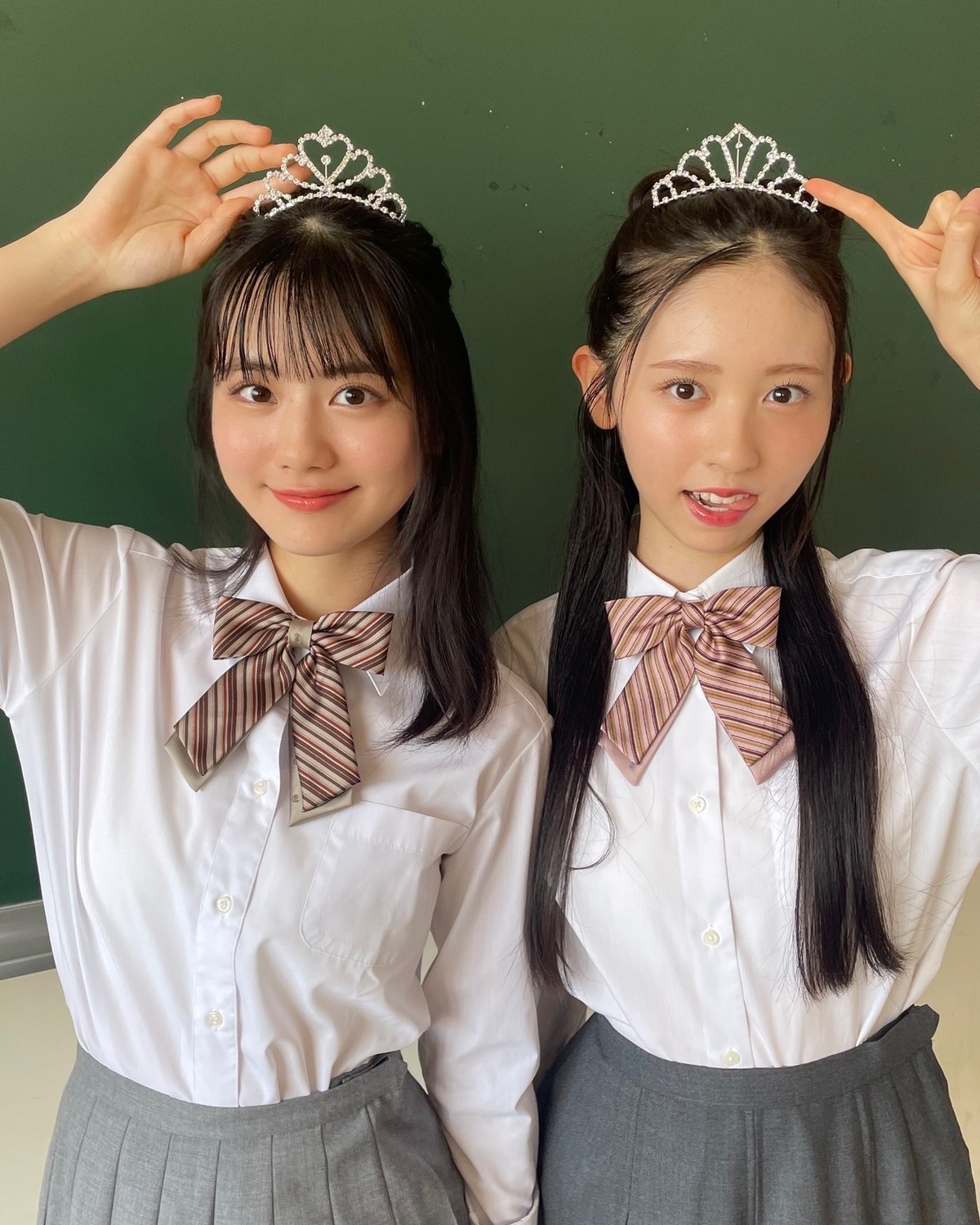 みさるきコンビ推してる〜♡ってコのために写真でもティアラなふたりを👸💖この2人の呼び名って