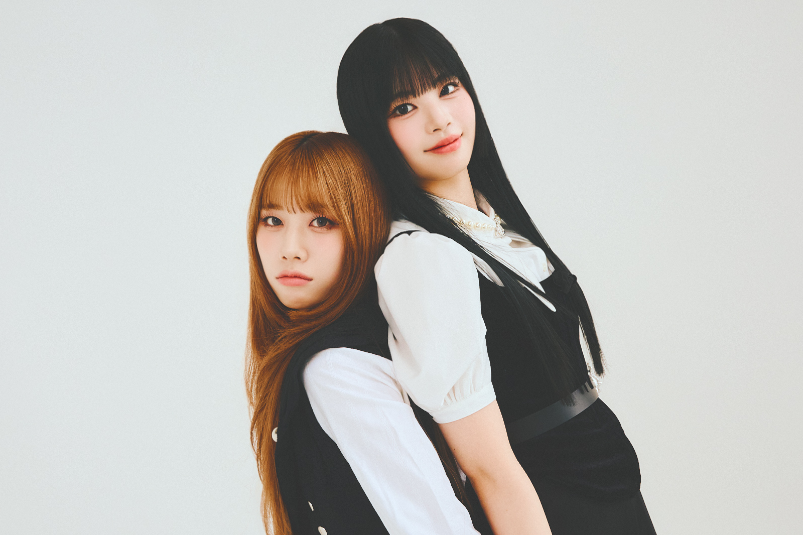 ME:Iの1ST ALBUM『WHO I AM』がリリース！　AYANE ＆ RINONが語るアルバムの魅力とグループの最新エピソード