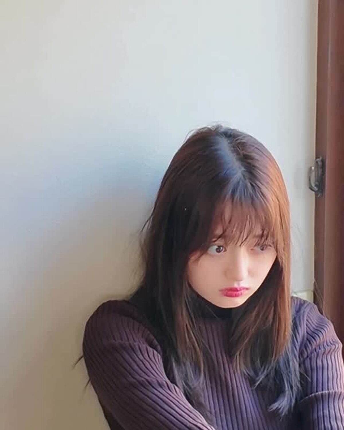 透明感×美少女=ゆなな👼🏻🫧ニットとリップ企画の撮影風景🧶💄#高比良由菜 #ゆなな #STモデル #可愛い女の子 #ハイネック