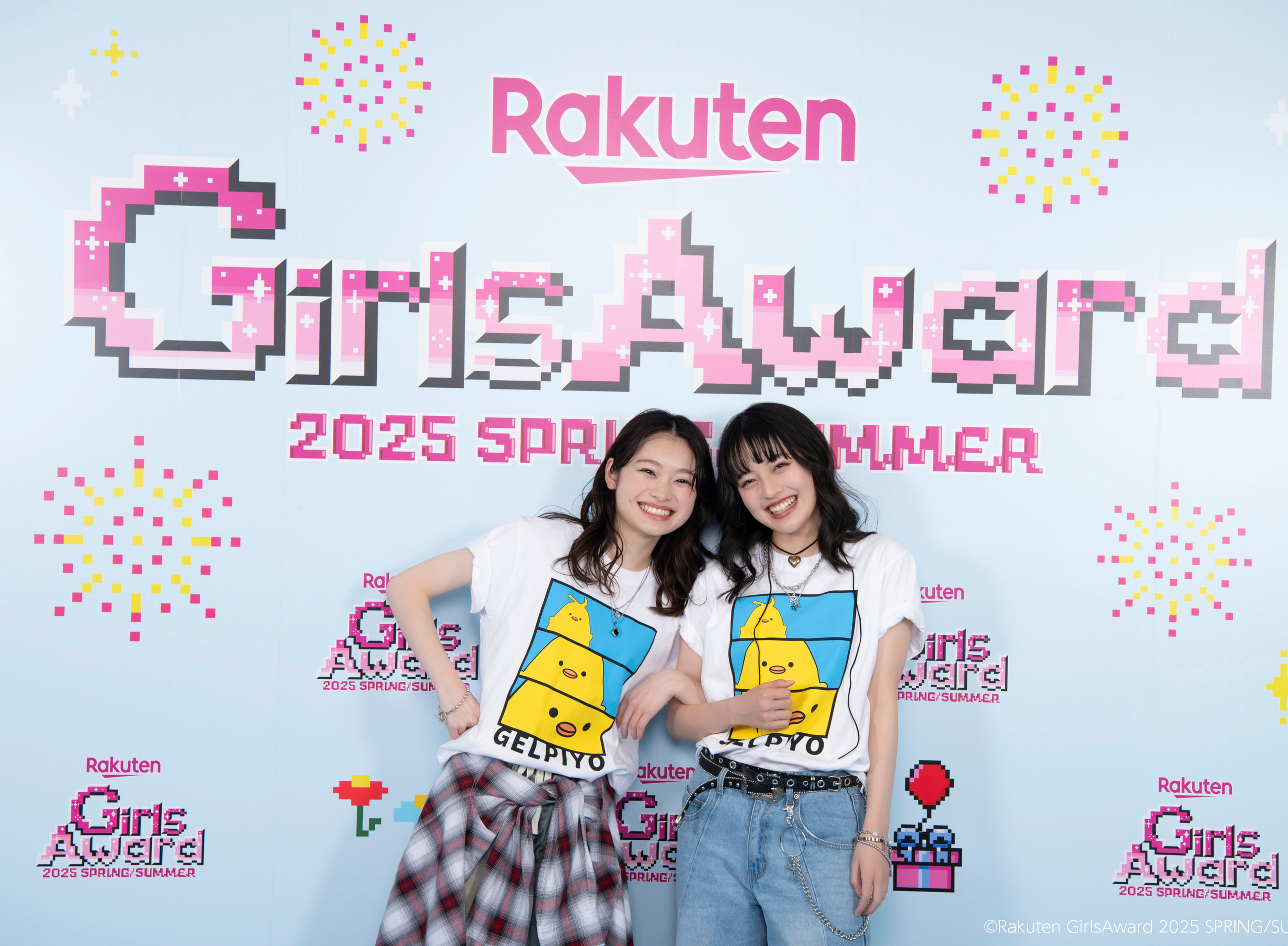 ST㋲も沼る「ゲルぴよ」♡  ガルアワコラボステージのTシャツがかわいいと話題！
