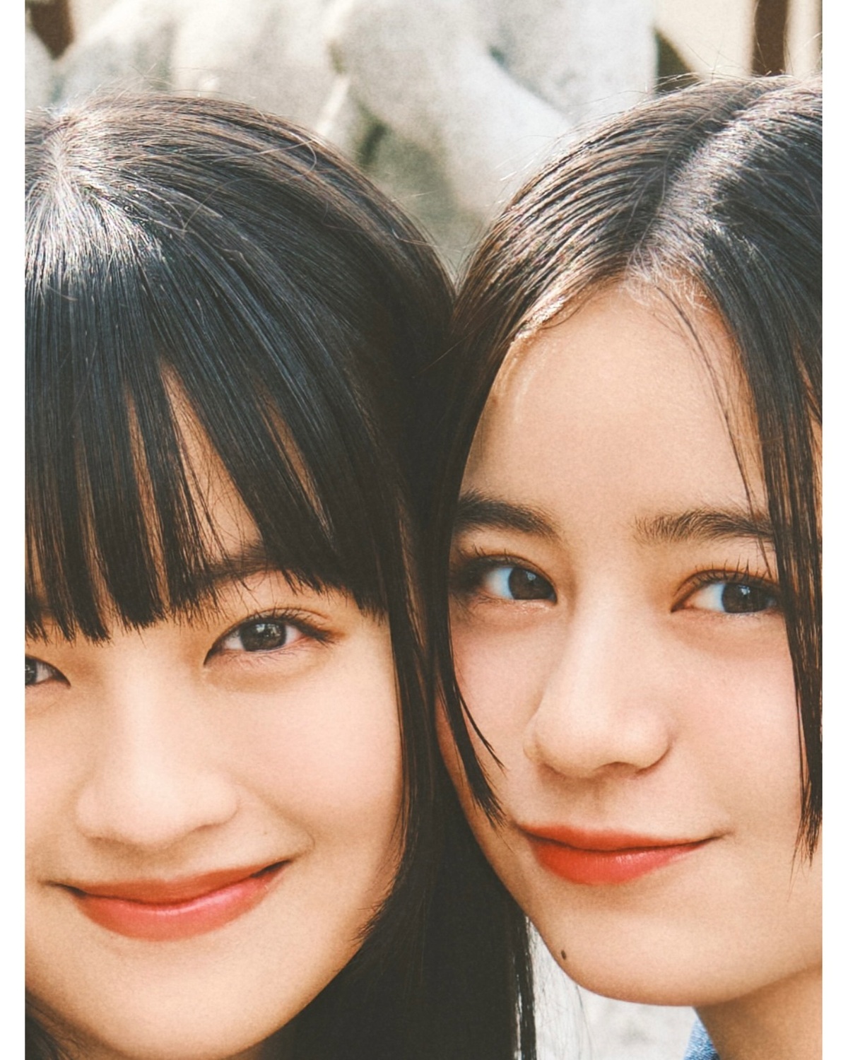 👒🍃Hello May🍃👒
撮影／千葉タイチ（サムネイル・バナー） スタイリスト／前
田涼子 ヘア＆メイク／中軍裕美子 モデル／上坂樹里、瀬戸琴楓（STモデル）
［衣装］
【樹里】Tシャツ￥5290(