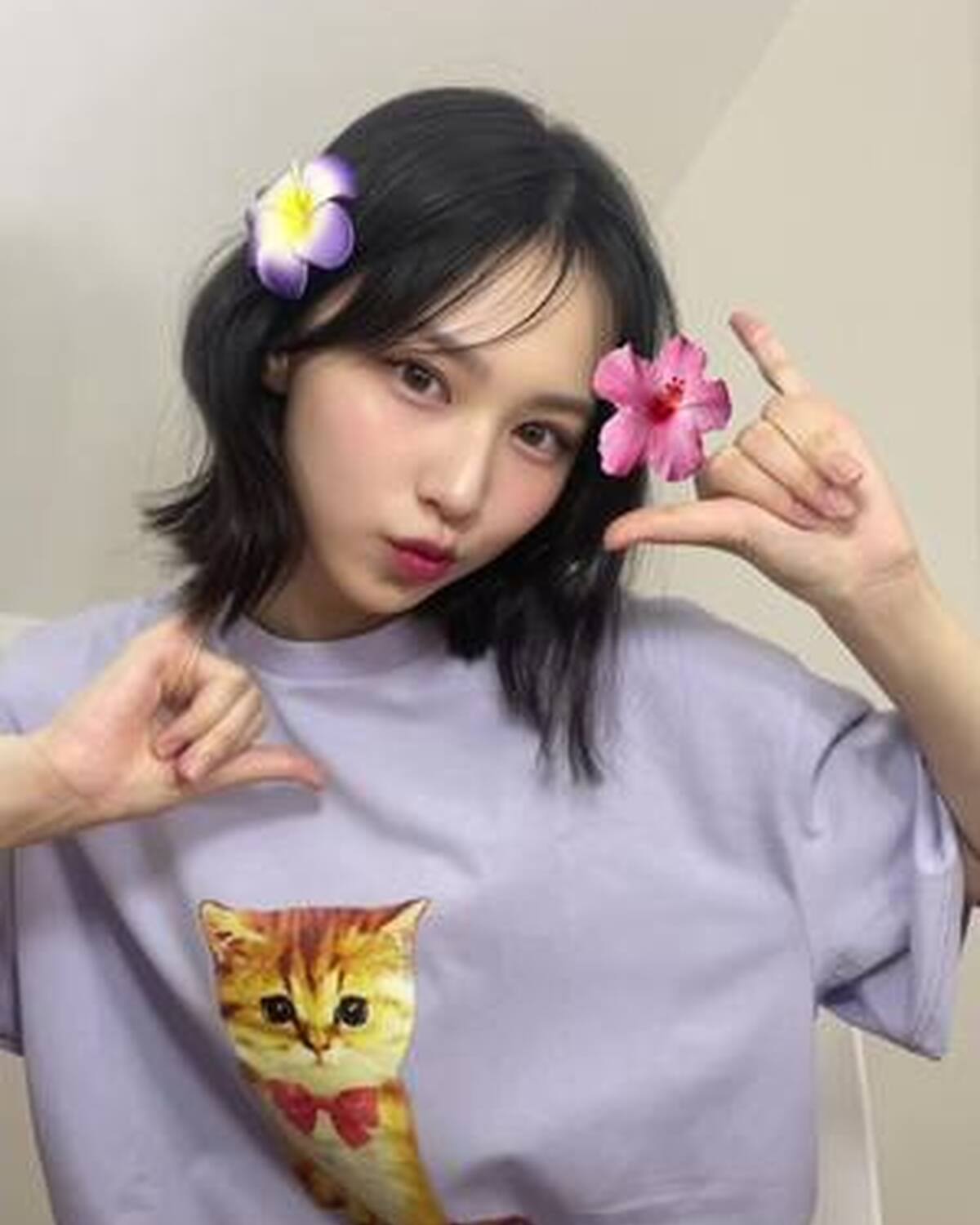 夏が終わっちゃう〜😖💦🌺 どんどん涼しくなってきて秋服の出番👗みんなはもう秋服買った？🤎 #Seventeen #セブンティーン #Seventeen秋号 #森﨑美月 #ハイビスカス　