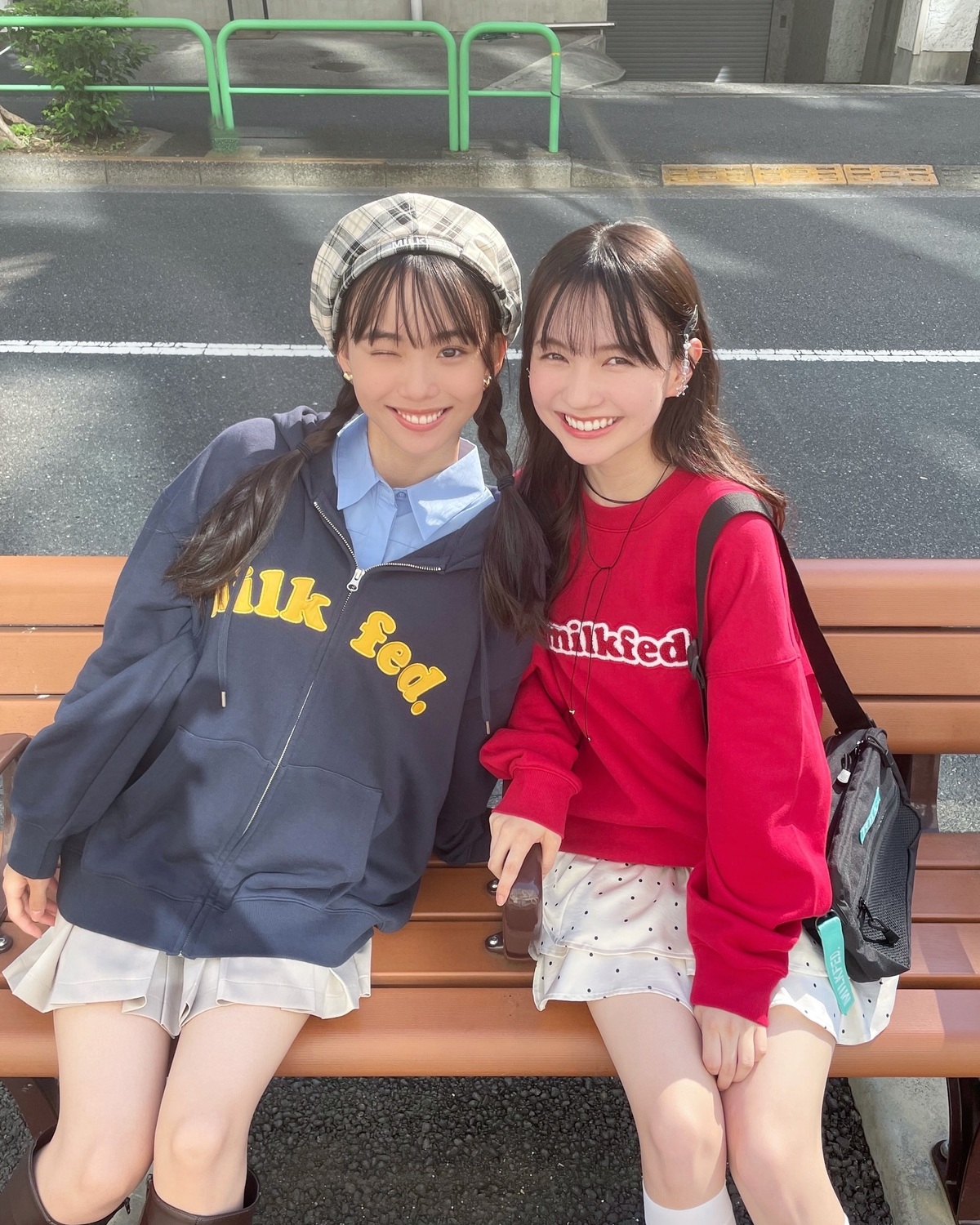 眩しすぎてこの表情🤣🥴☀️お天気が良い日の撮影は嬉しいけど、太陽との戦いもあるんです🥹✊🏻ずっと目を開けられてるれいちゃんがすごい！という話に👏🏻✨#オフショット #Seventeen #セブンティー