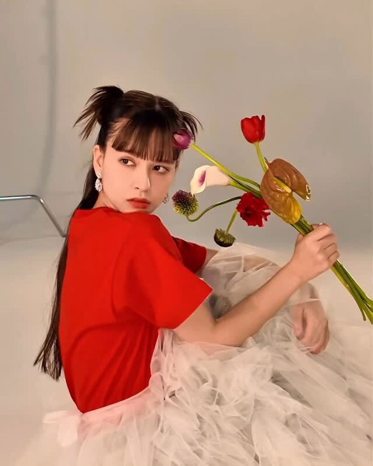 まだまだあるよ😜ニラちゃんの卒業撮影Behind🎥🌹いろんな表情やポージングももちろん完璧👌🏻#秋本レイラニ #STモデル #Seventeen #STモ #STモ卒業