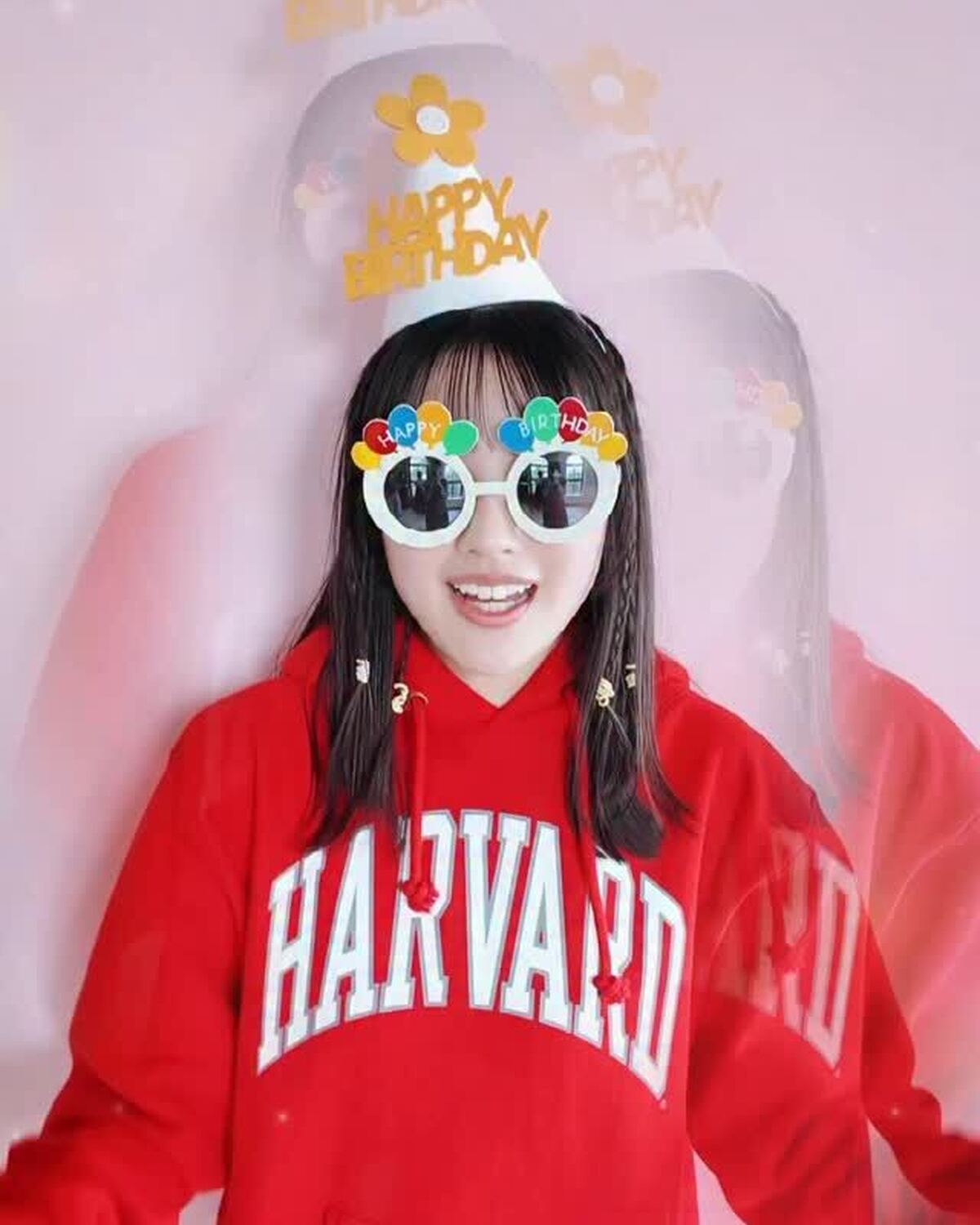 9月生まれのみんな💖お誕生日おめでとう🎉今月のバースデーメッセージは9/16発売の秋号表紙＆カバームービーを担当してる、じゅったんから🥳みんなは何歳になった？🎂どんな年にしたい？この動画を見ているすべ