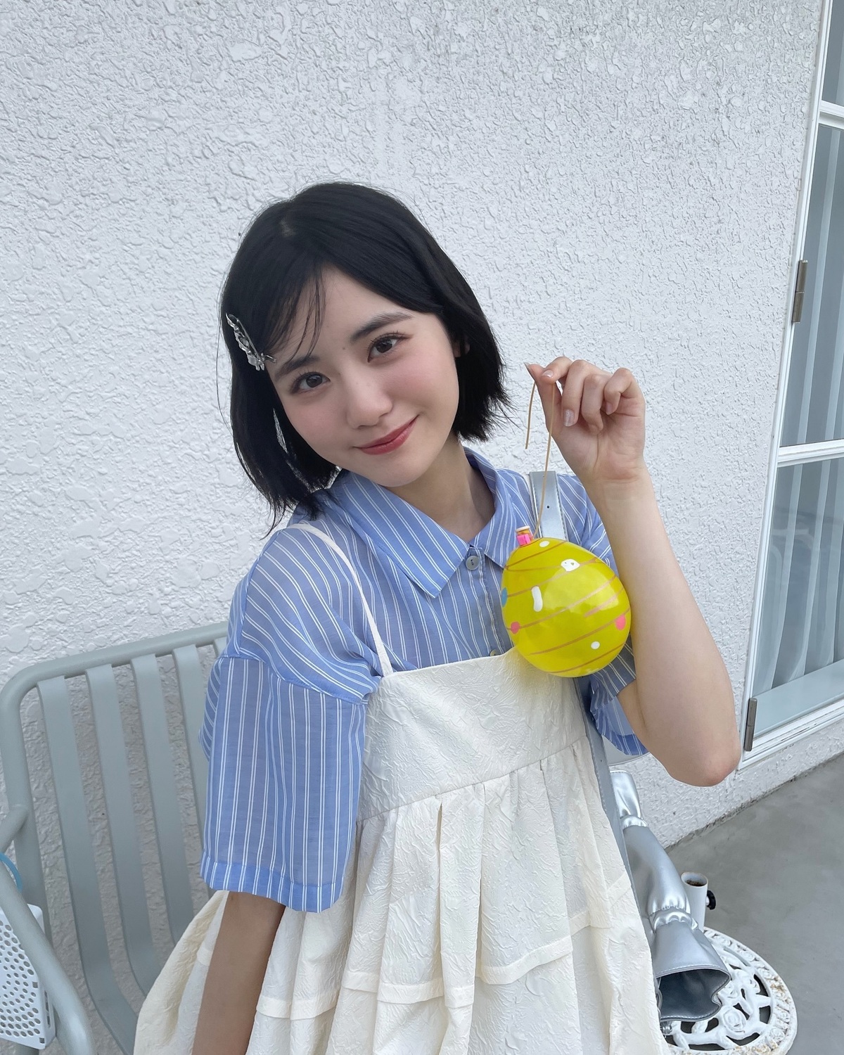 ⟡ ⊹˚⋆今日は #関谷瑠紀 ちゃんのお誕生日🎂💛 ⟡ ⊹˚⋆私服企画の撮影でヨーヨー風船をGetしてテンション爆上がりのショットでお祝い📸🎈3.4枚目が特に楽しそう🥹19歳も瑠紀らしく、笑顔で元気に