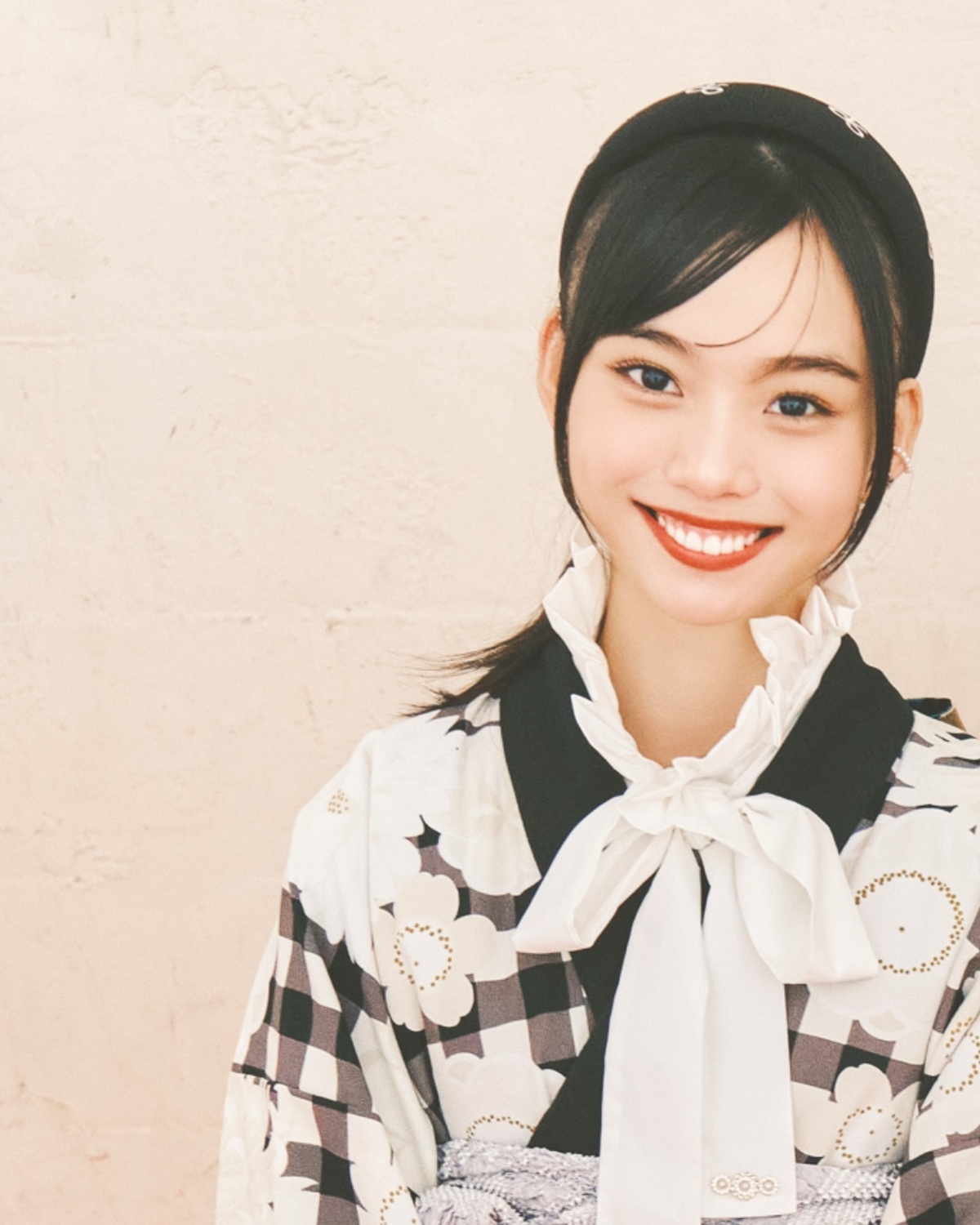 ⋆˙⟡𝑯𝒂𝒑𝒑𝒚 𝑵𝒆𝒘 𝒀𝒆𝒂𝒓 𝟐𝟎𝟐𝟔 ⋆˙⟡明けましておめでとうございます🎍✨今年もSeventeenをよろしくお願いいたします🙇🏻‍♀️❤️撮影・編集／千葉タイチ スタイリスト／北川沙