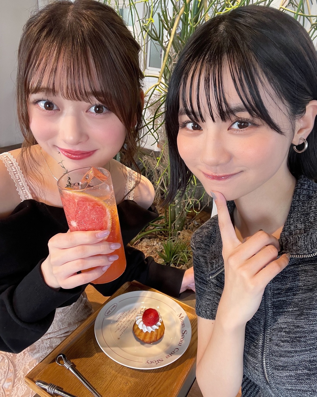 るきゆなのカフェデート👭🏻☕️🍁#関谷瑠紀 #高比良由菜 #るきゆな #ゆなな #カフェ #カフェ部 #カフェ巡り #東京カフェ #表参道カフェ #カフェ女子 #オフショット #Seventeen #