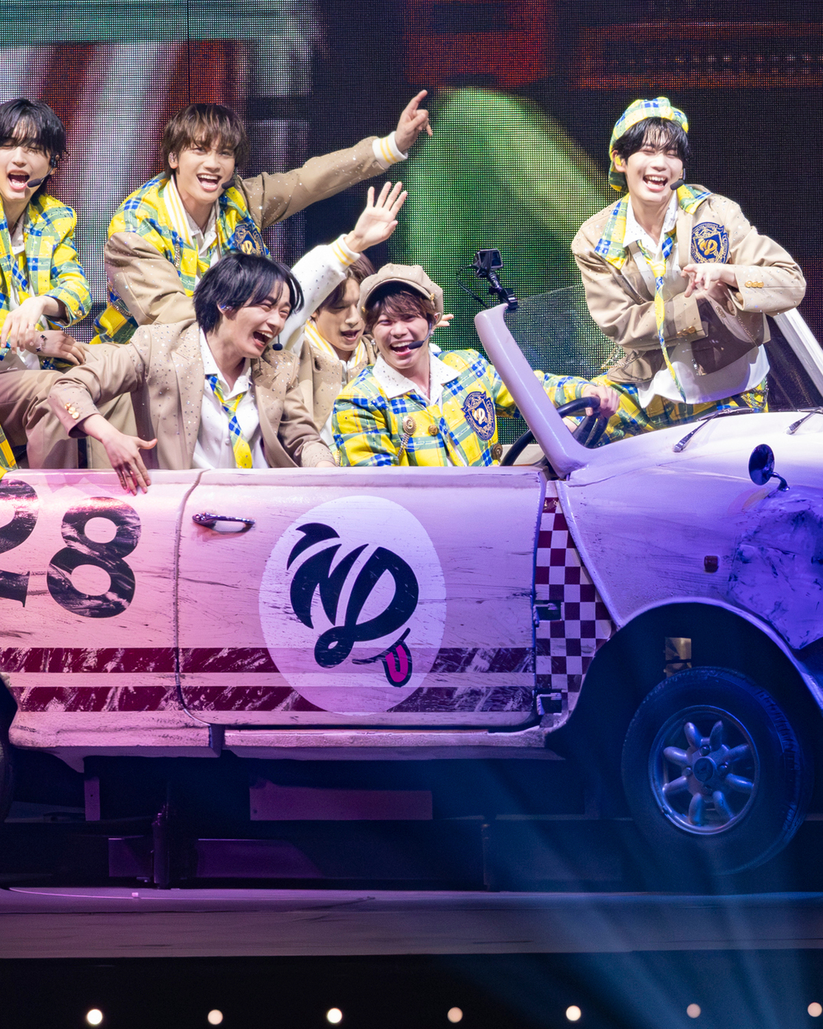 なにわ男子と過ごす最高の夏！　横浜アリーナ公演をレポ！【なにわ男子 LIVE TOUR 2025 'BON BON VOYAGE'】