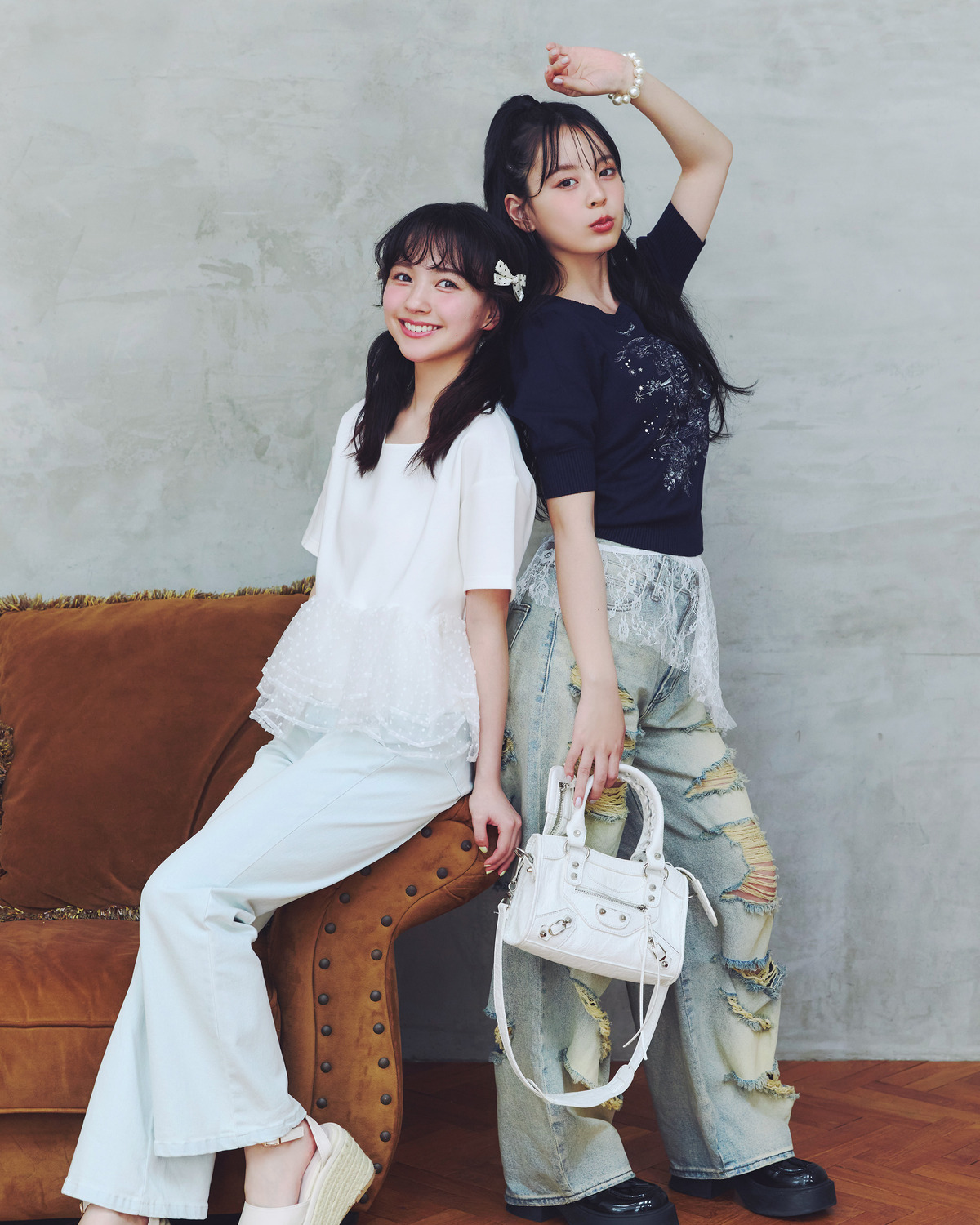 【小國舞羽・河村ここあの私服Tシャツコーデ】自分らしさを散りばめた、まう＆ここあの夏Tコーデはこちら♡【夏の推しTシャツSNAP】