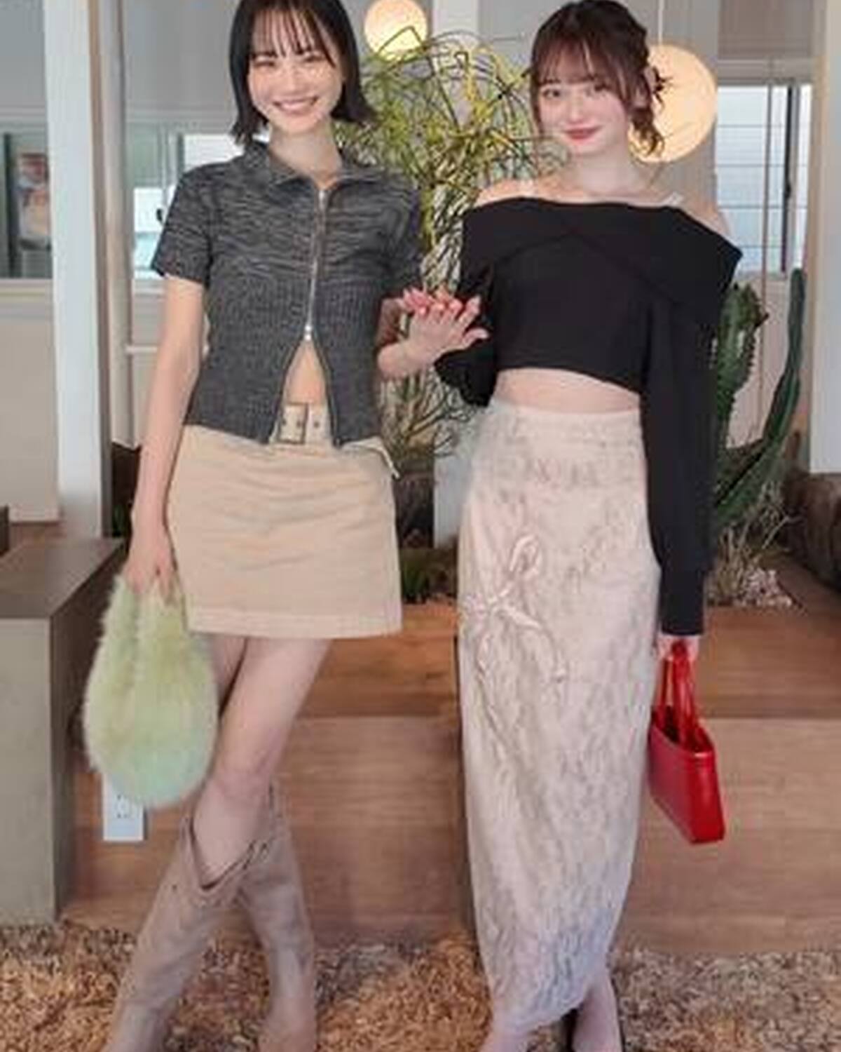 どの秋コーデが好き？👖🤎 左：RUKI  164cm 右：YUNA 160cm Autumn Coordinate 🍁 #Seventeen秋号 #秋コーデ #秋服 #lookbook #コーディネー