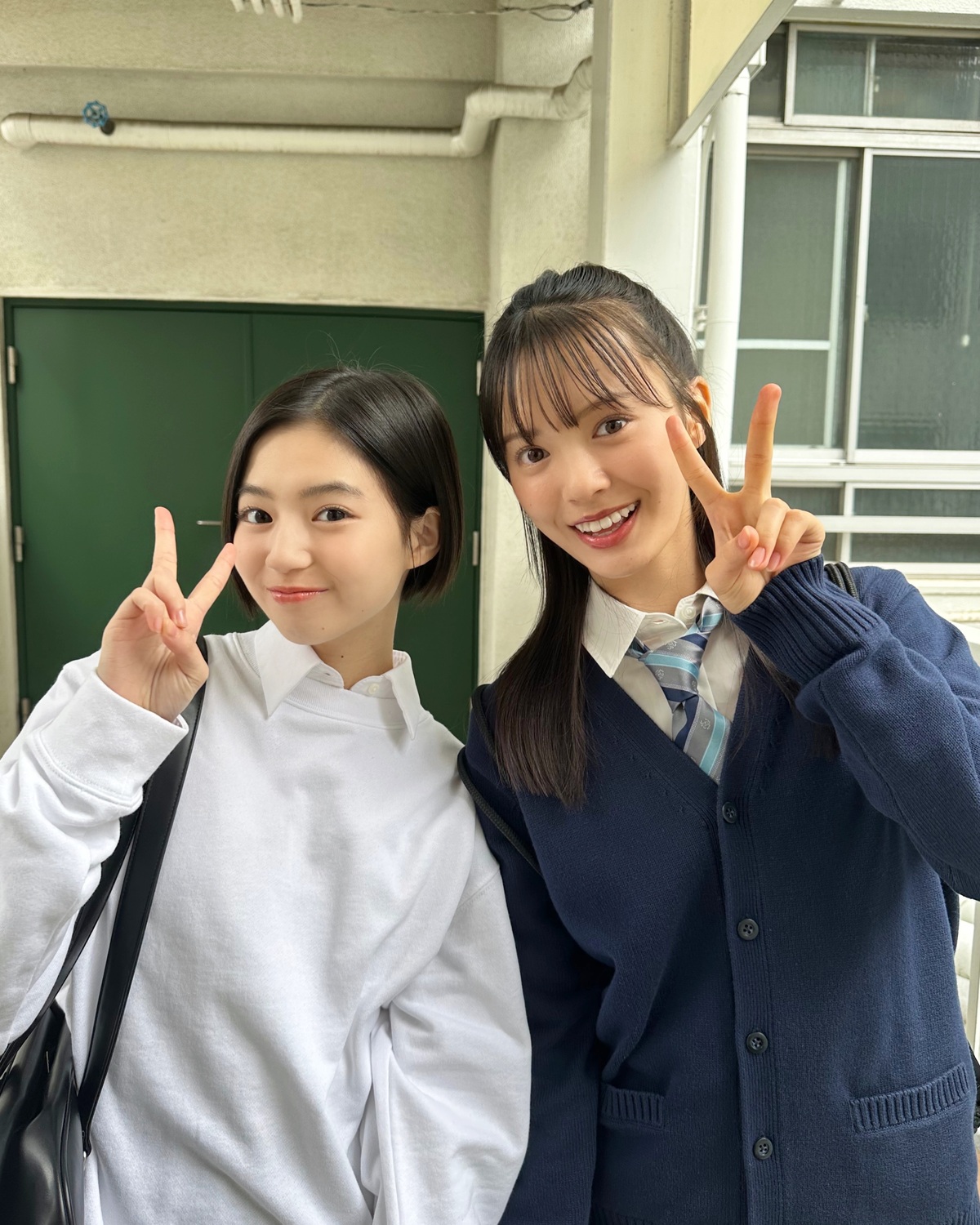 うみろん👩🏻‍❤️‍👩🏻✌🏻💕ハルタガールコンビ👞🎶明日からまた1週間が始まるね💨学校にお仕事にがんばろ〜！！✨#佐々木満音 #希咲うみ #ハルタガール #Seventeenモデル #高校生