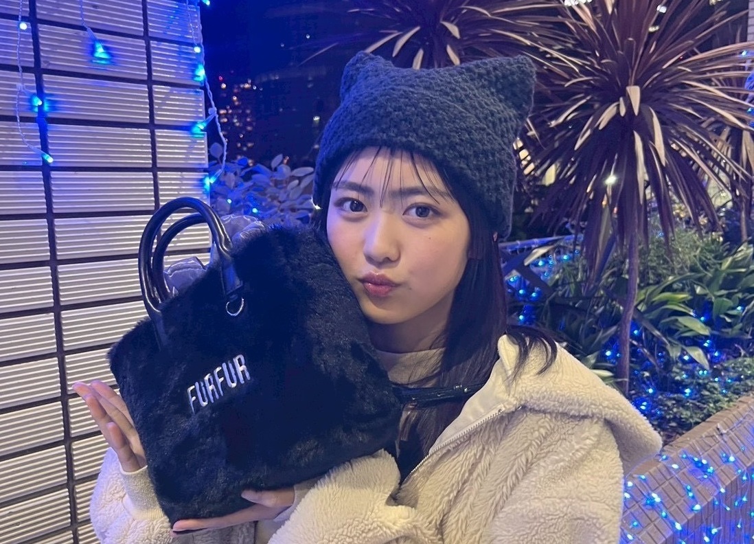 【原田花埜】サンタさんからのプレゼント🖤