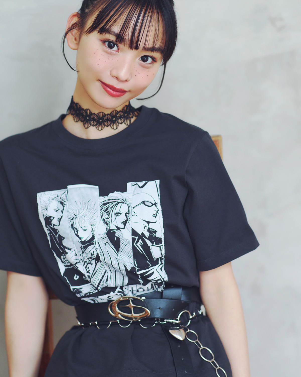【松本麗世の私服Tシャツコーデ】『NANA』Tをポイントにパンクロマンスコーデ【夏の推しTシャツSNAP】