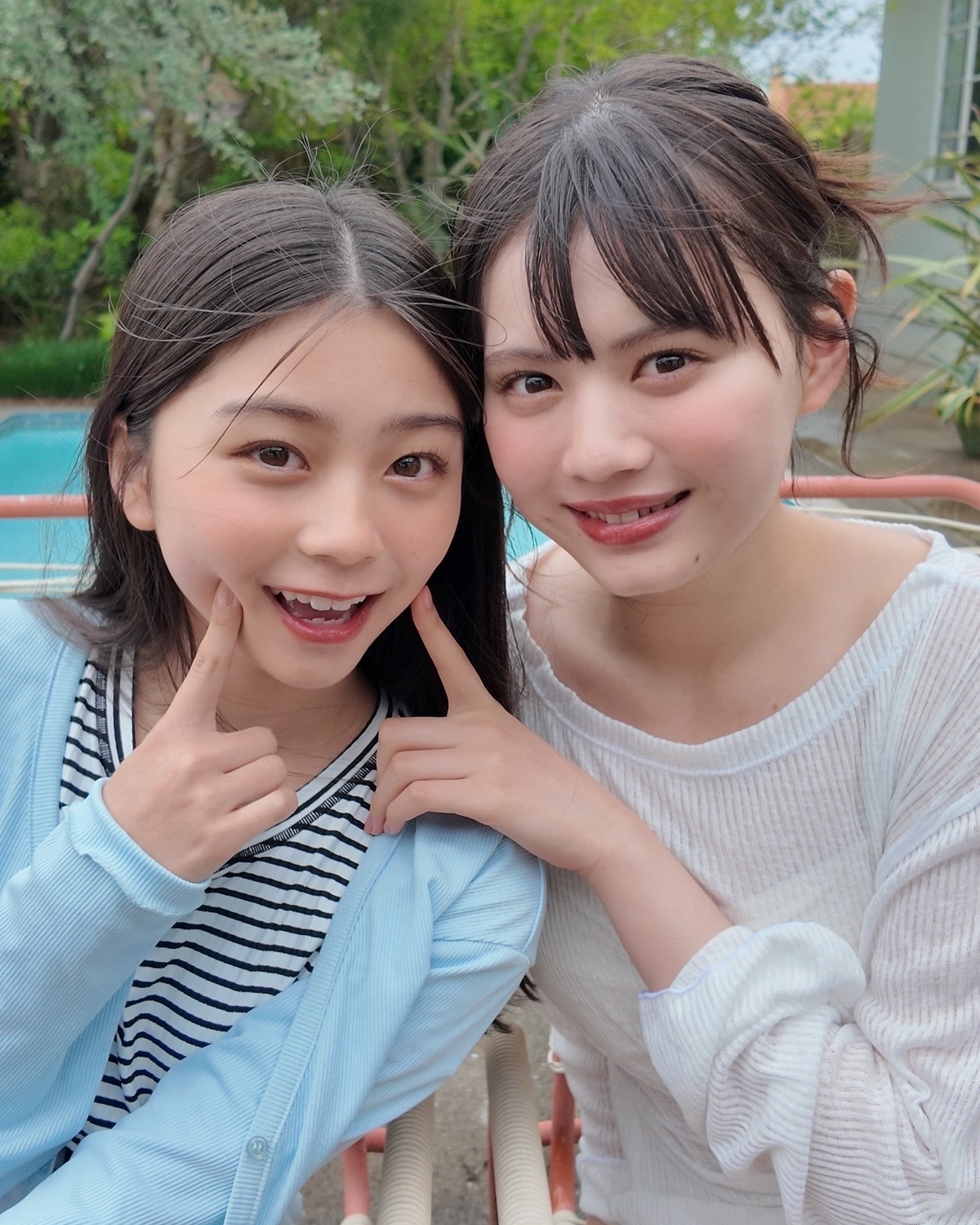 あい♡せいらの仲良しショット📸みんなは今年はどんな水着を買った？👙🩵#Seventeen #セブンティーン #ST夏号 #雑誌 #ファッション雑誌 #Seventeen夏号 #sgds #エコ #オフ