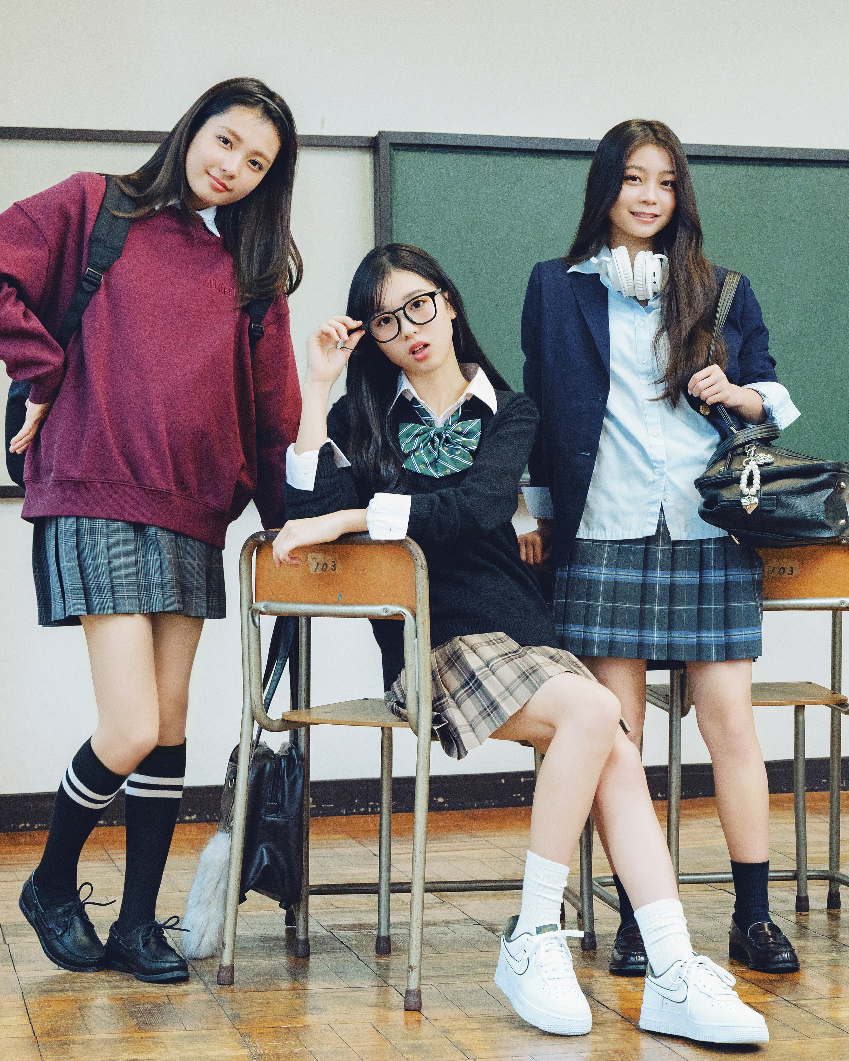 【学年別おすすめ制服コーデ】高3はシンプルis the BESTで憧れの姉み感出す！