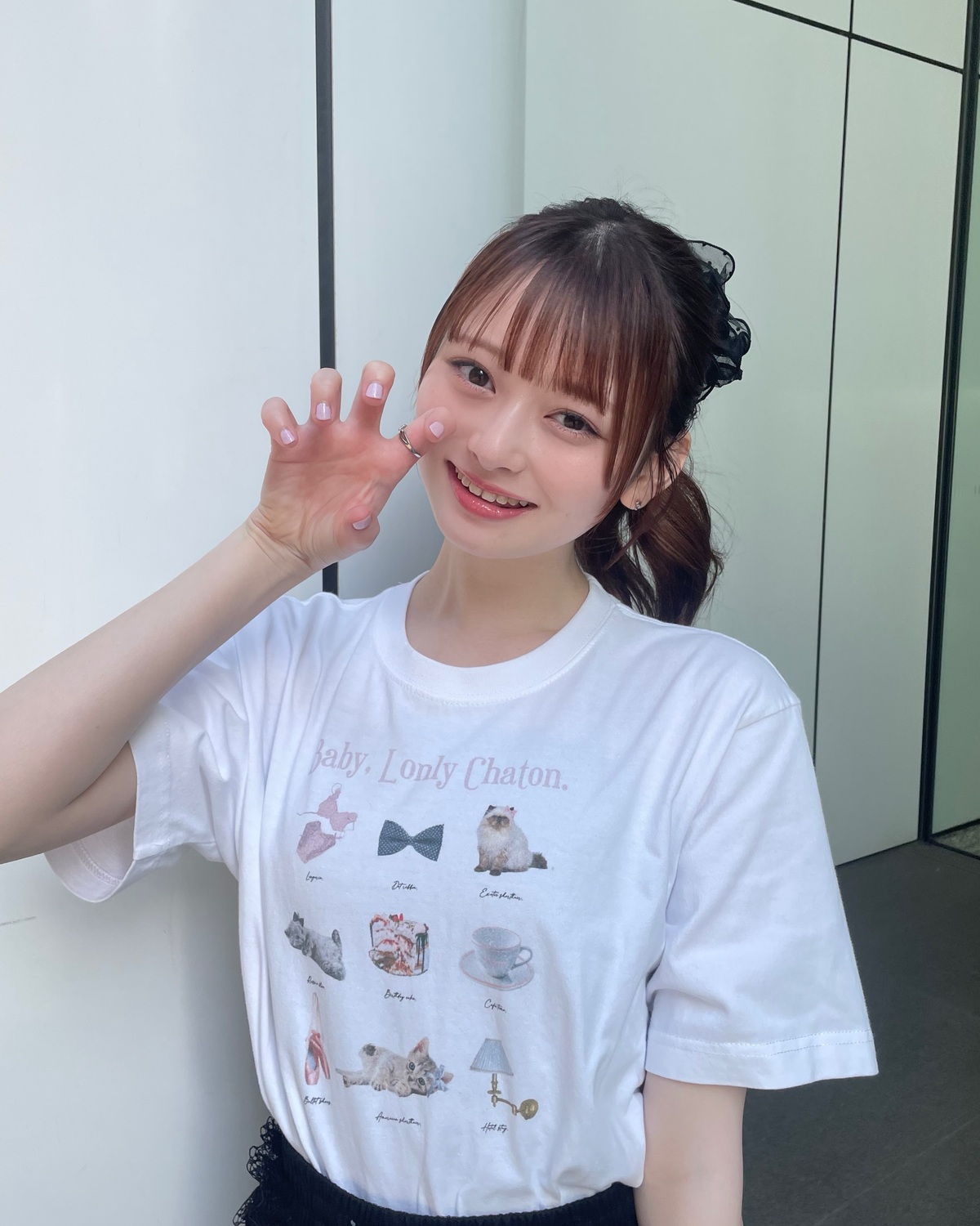 ゆなにゃ🐱🤍🖤お気に入りのネコTを着て📸🎀⊹₊⟡⋆˚⊹—————————⊹₊⟡⋆˚⊹STモデルのオフショットがもっとみたいコは@seventeenjp_mag をフォローしてね💞インスタグラムで毎日更