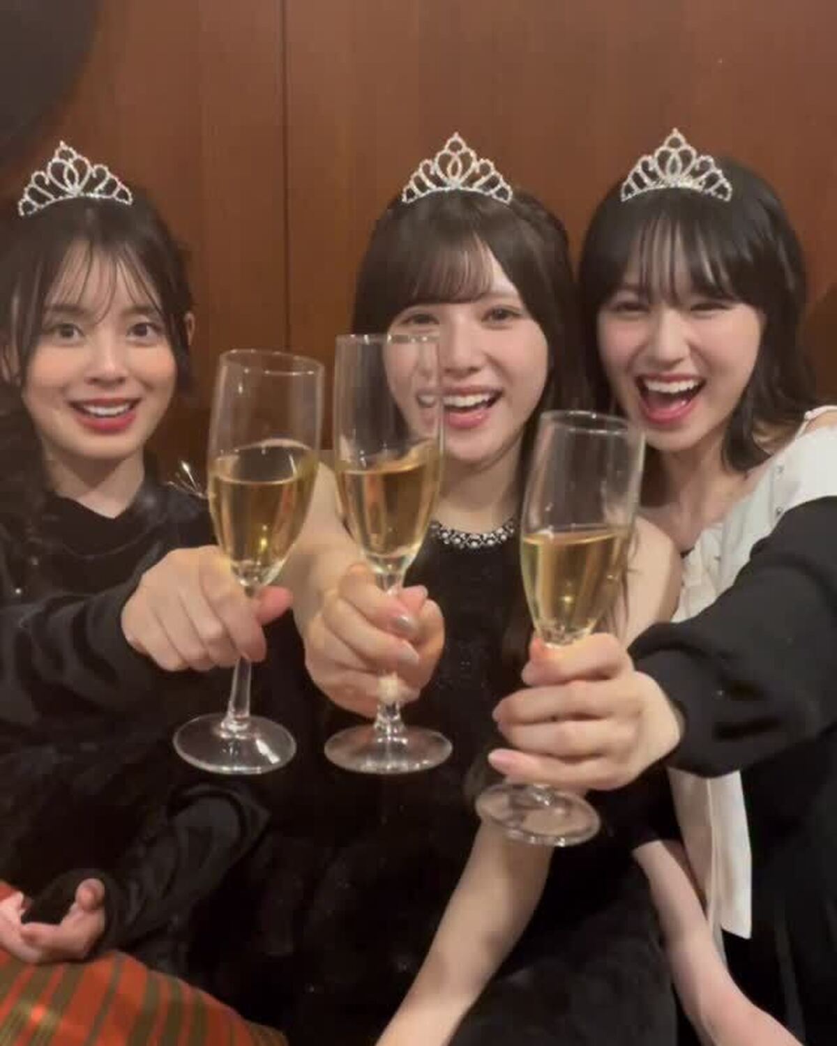 𝐋𝐞𝐭'𝐬 𝐗𝐦𝐚𝐬 𝐏𝐚𝐫𝐭𝐲🎄✨👩🏻‍❤️‍👩🏻#クリスマス #xmas #クリパ #1955東京ベイby星野リゾート #jkブランド